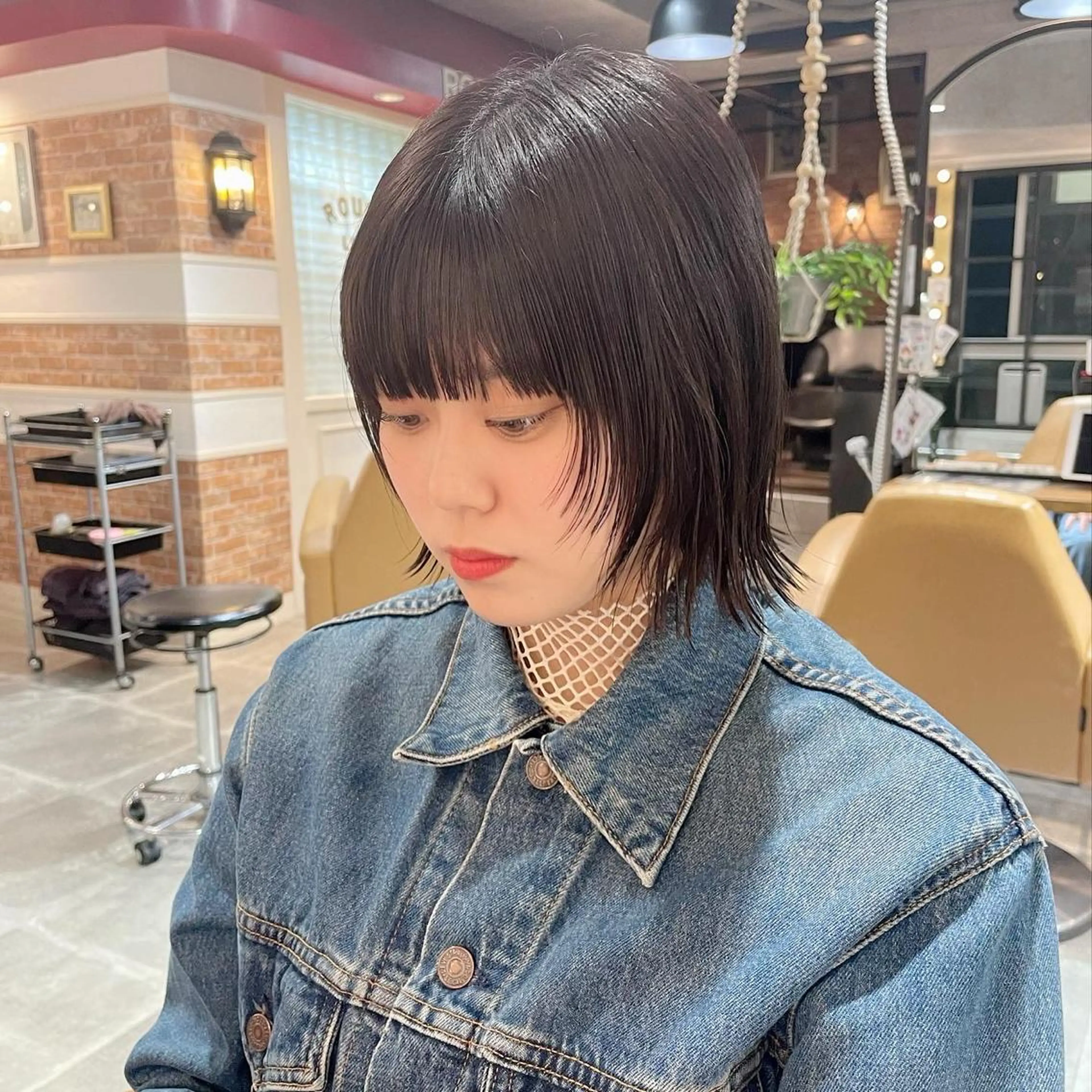 ショート カラー ボブ ウルフカット ウルフボブ カット トリートメント 🫧顔周りレイヤー/ ウルフ/縮毛/白倉のヘアスタイル