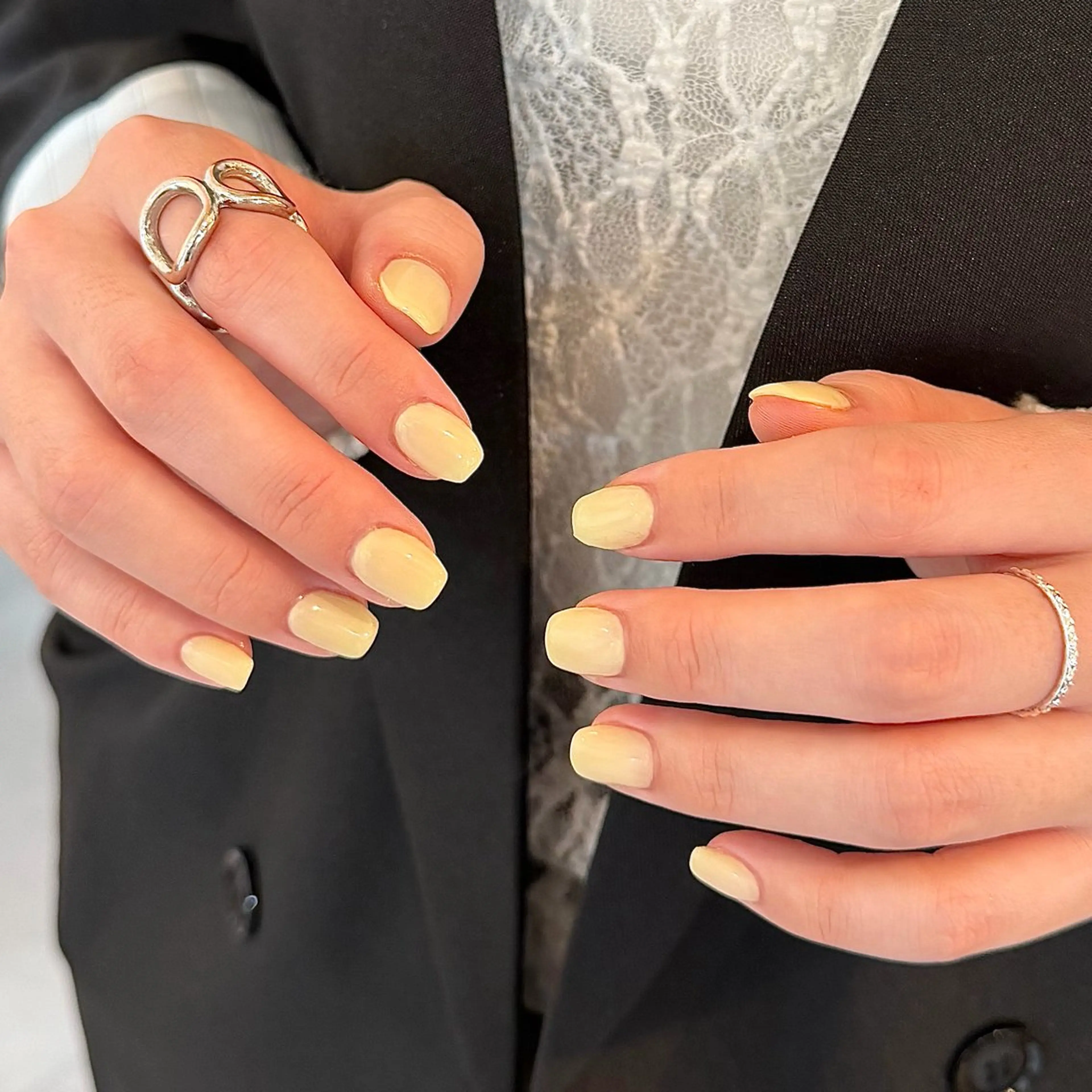 ネイル 黄色 ハンドネイル tiffin WAKAのネイルデザイン