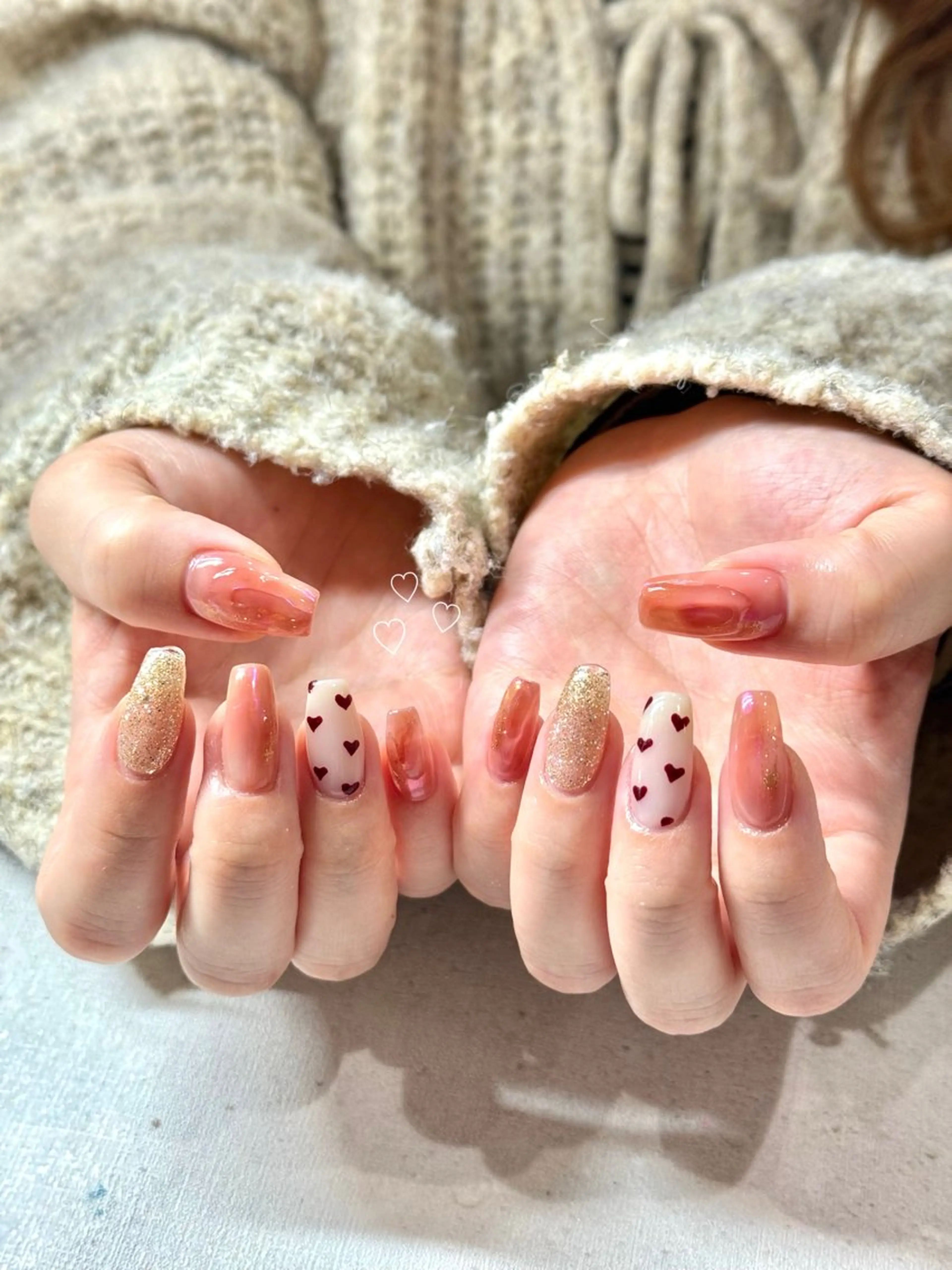 ネイル ジェルネイル ハート パラジェル MONICA KARENのネイルデザイン