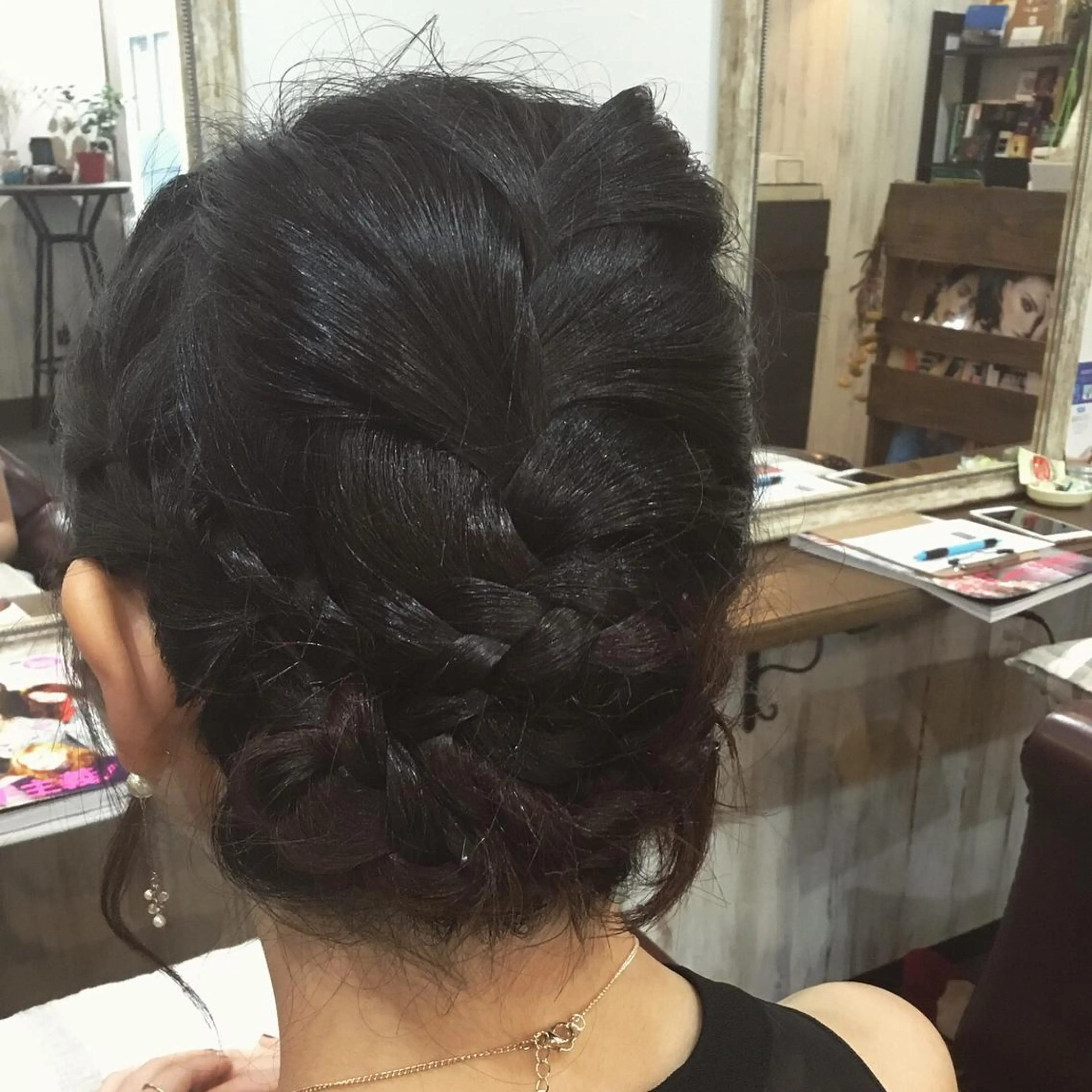 ヘアアレンジ 金崎 新吾のヘアスタイル