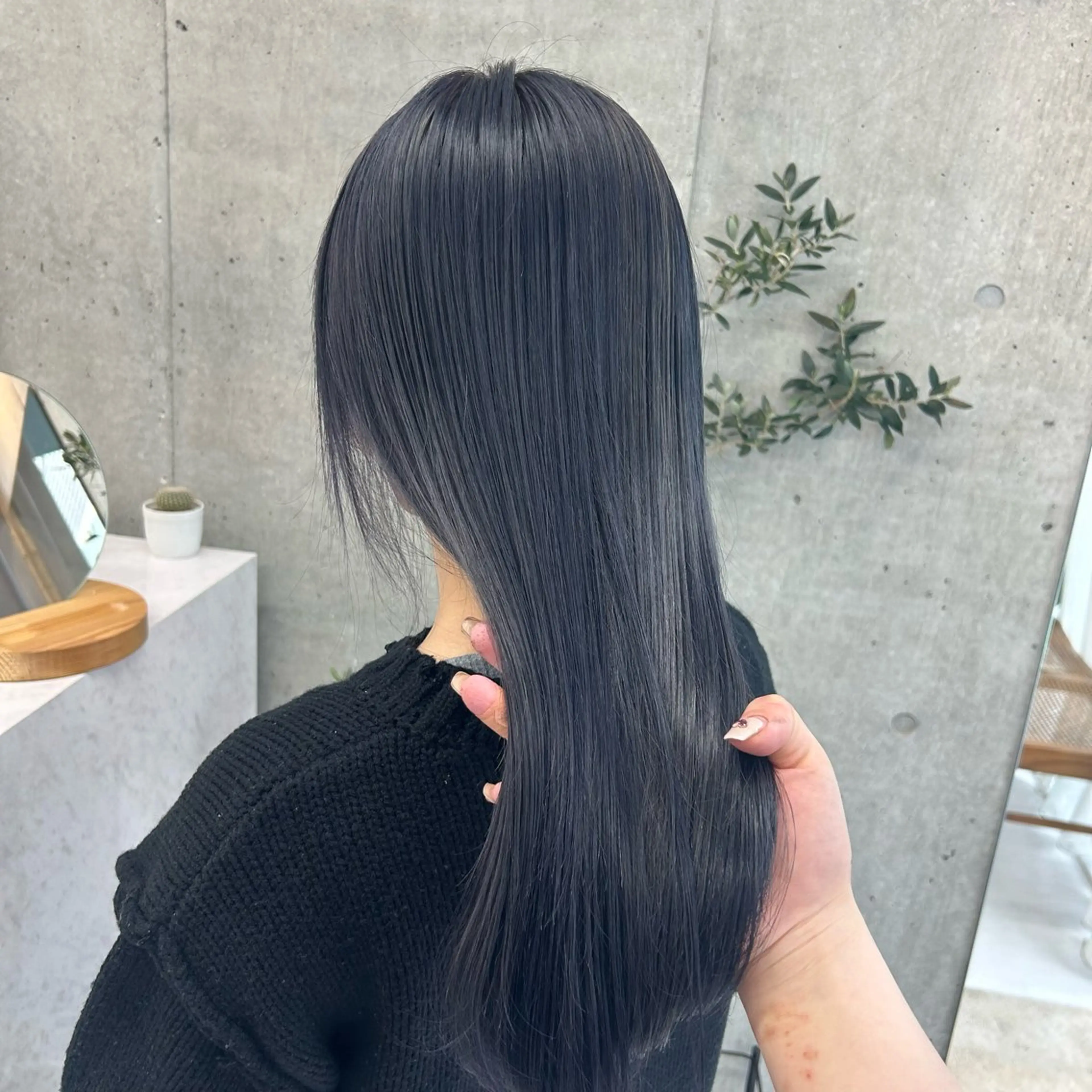 セミロング カット ヘアカラー トリートメント LOE Yuuka/42🩵のヘアスタイル