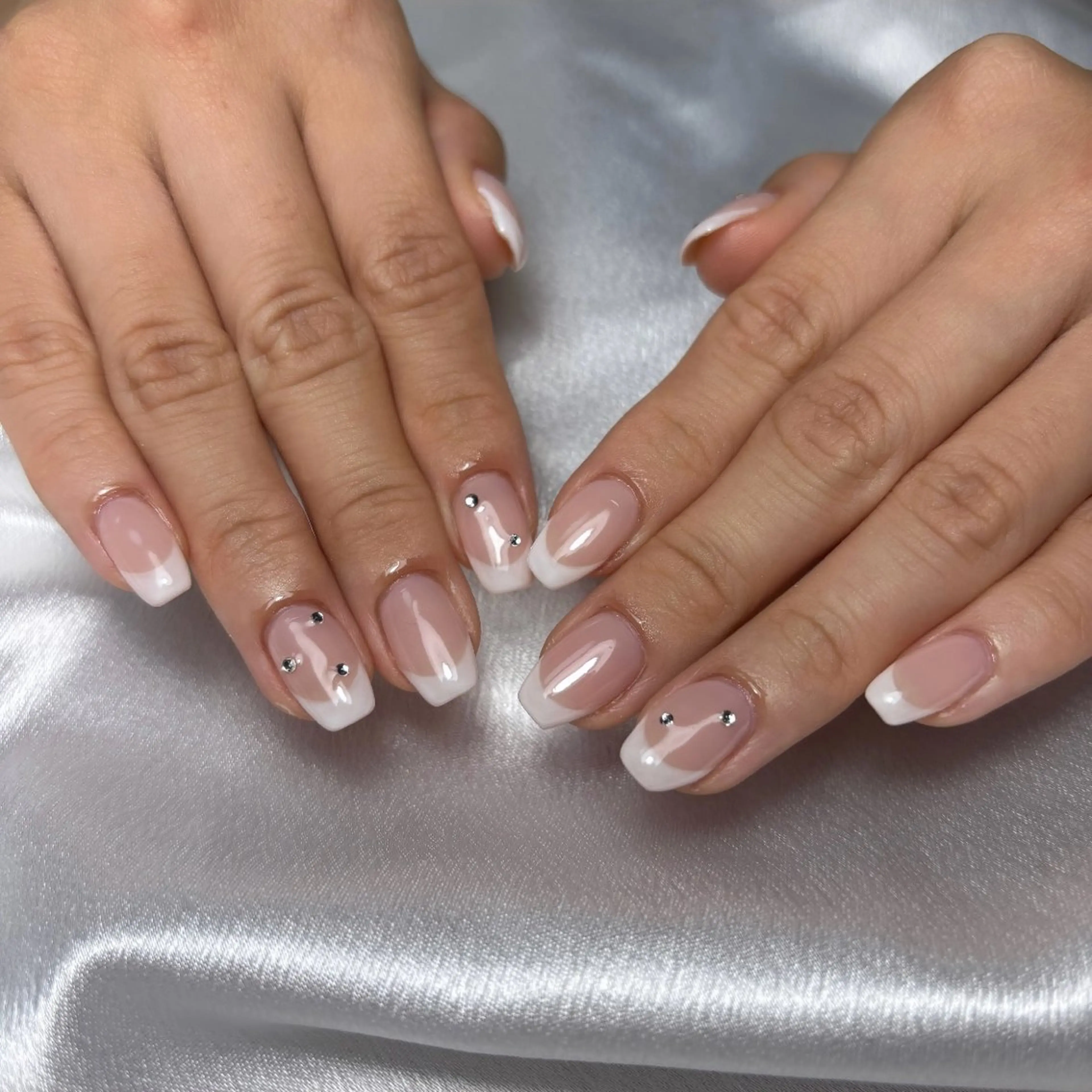 【オフ込み】🫧ジェルネイルバーチャルフレンチネイル10本🩰(ベーススキンカラー有)の写真