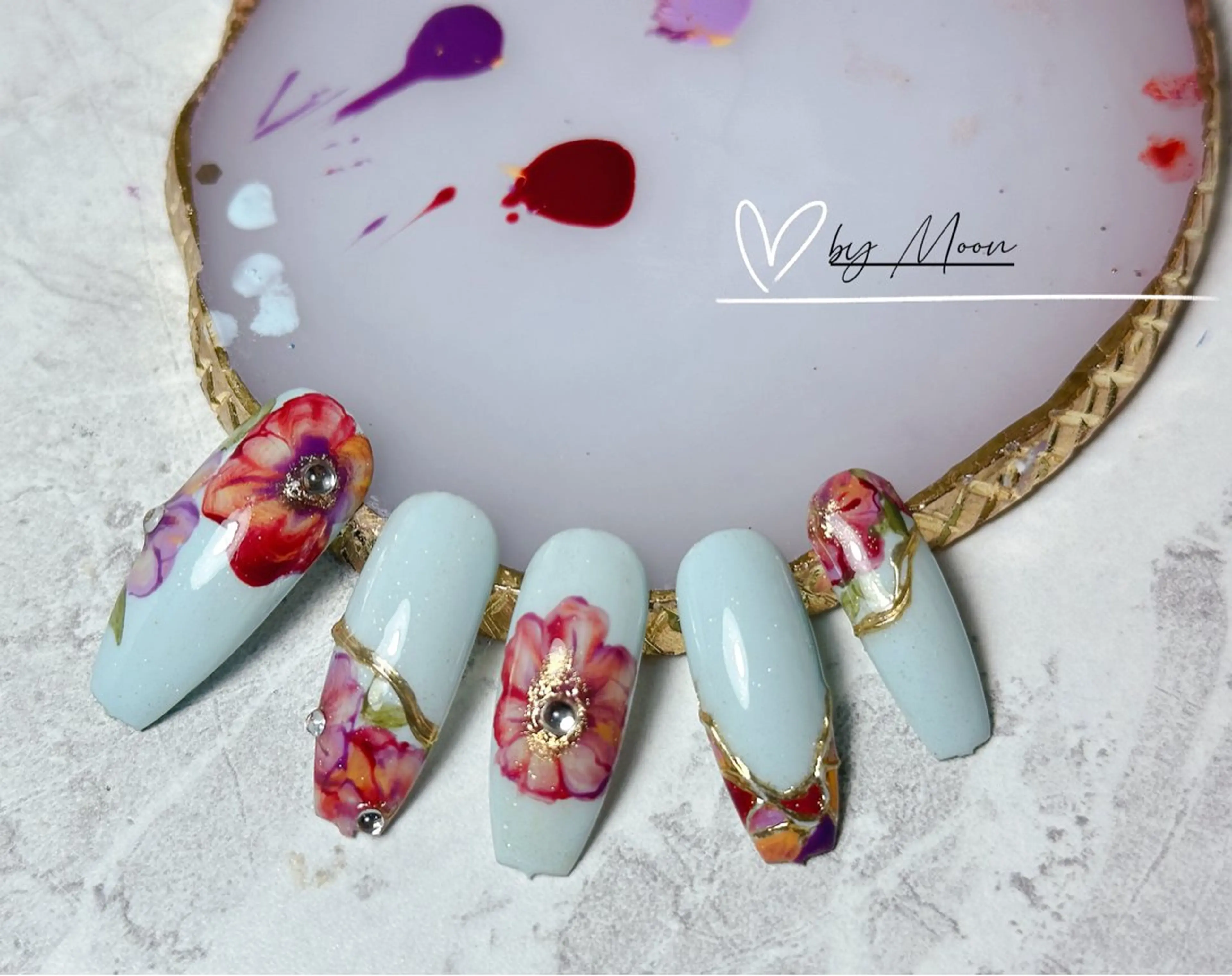 ネイル Moon Nailsのネイルデザイン