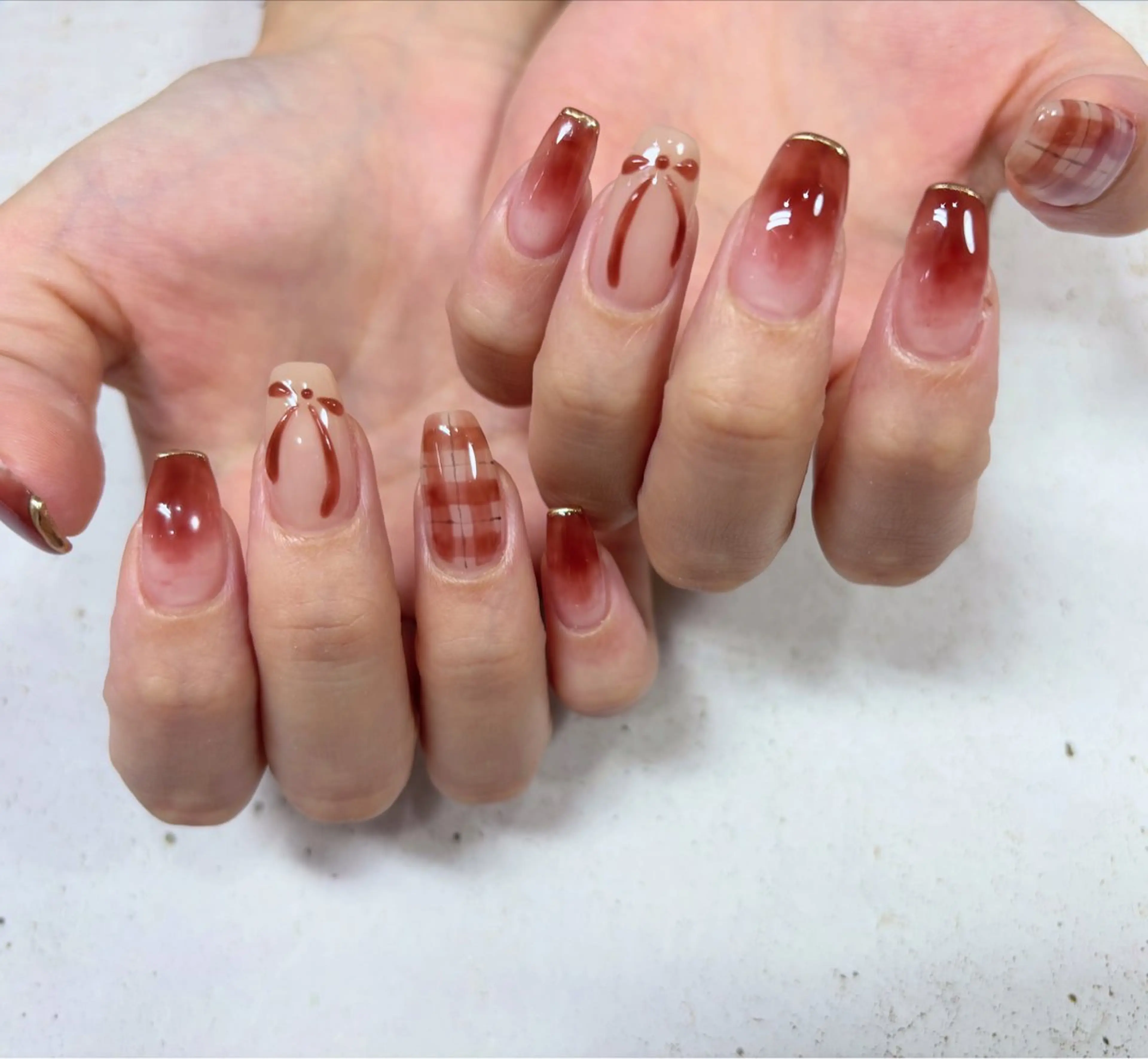 ネイル 坂木 桃子 / ネイルのネイルデザイン