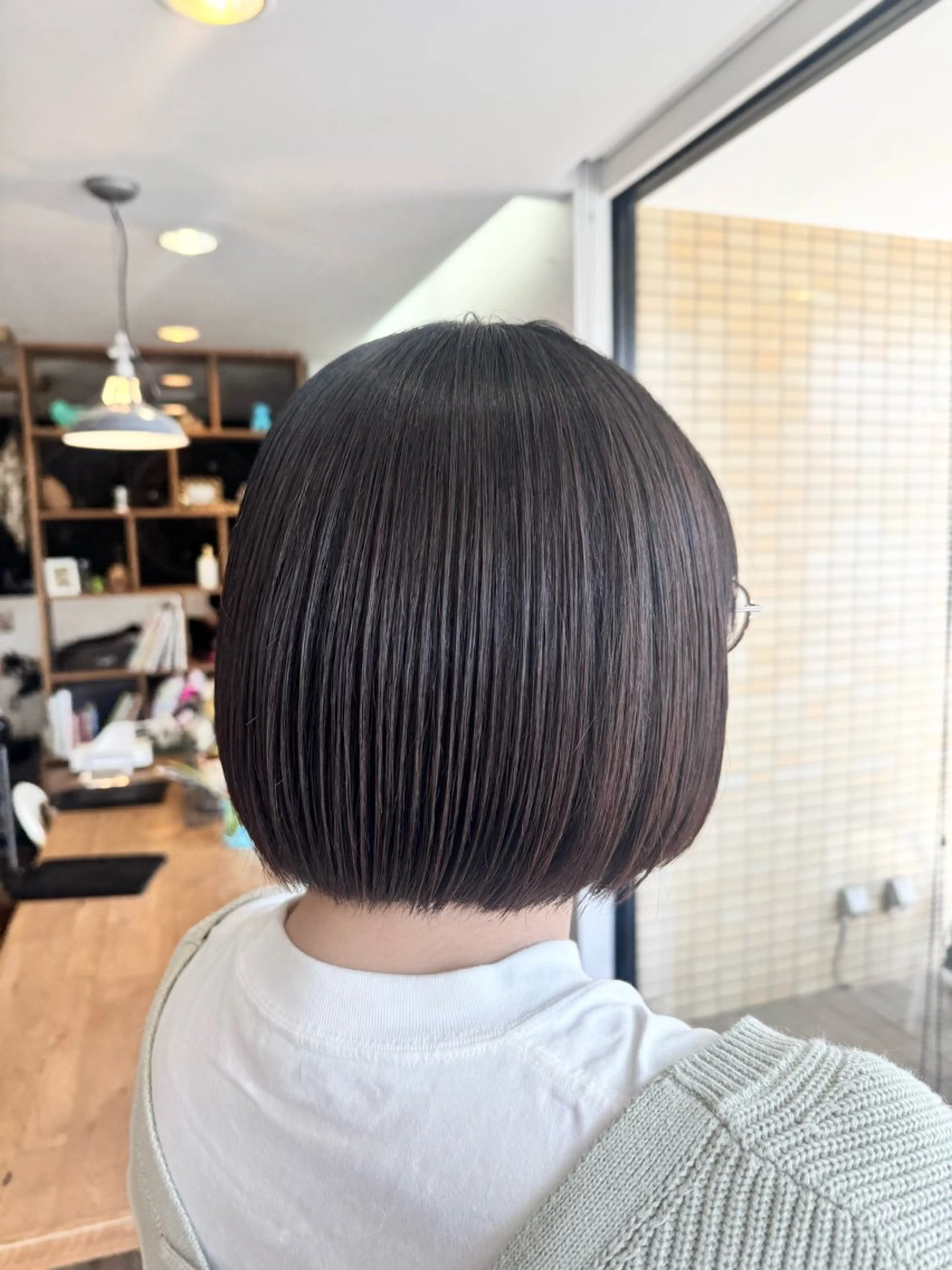 ショート カラー ボブ カット ツキダテ ユイのヘアスタイル