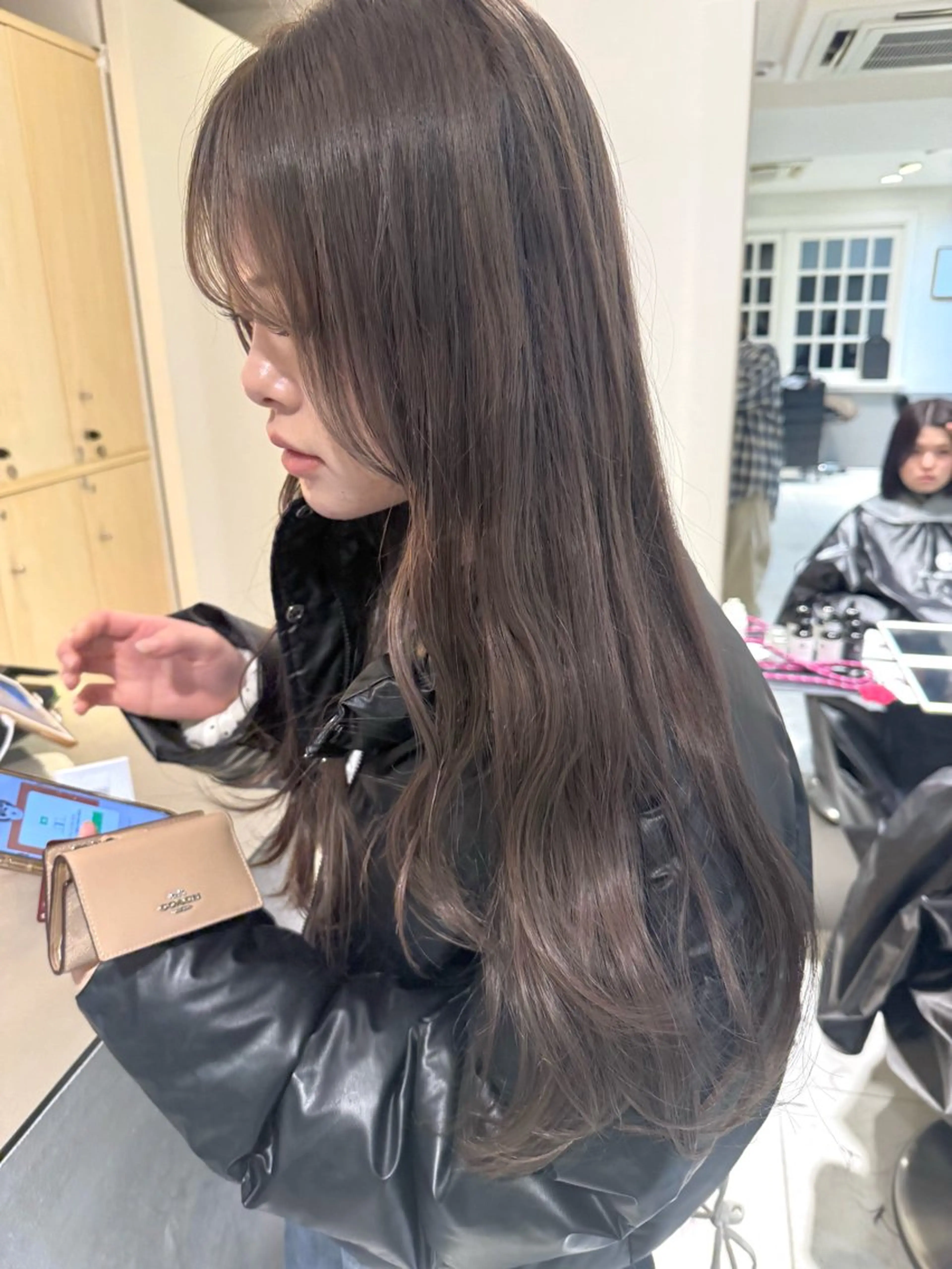 ロング カラー ブリーチ 透明感カラー ダブルカラー ヘアカラー トリートメント ヘッドスパ ヘアセット オリーブ透明感カラー 表参道/MIKUのヘアスタイル