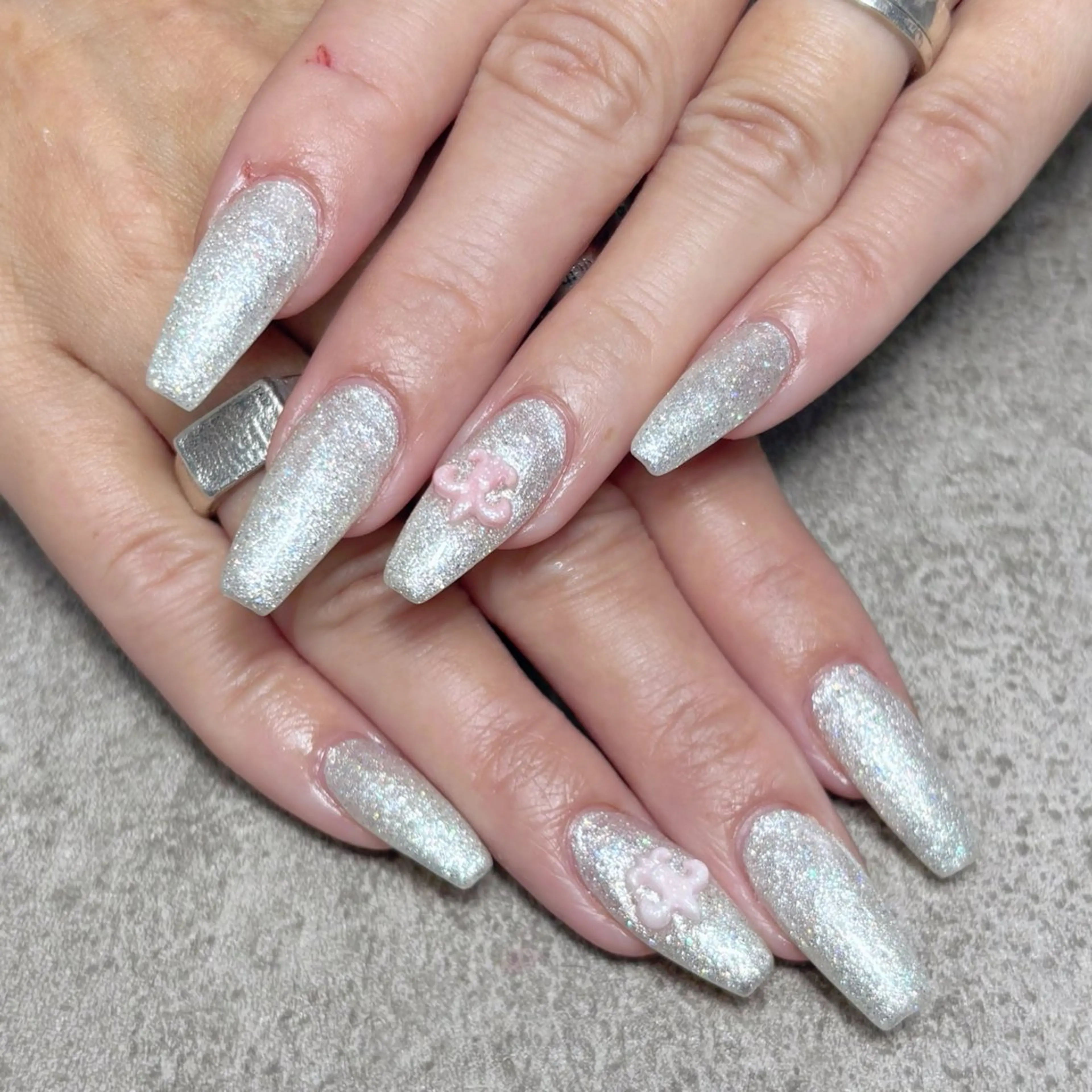 ネイル 持ち込み ハンドネイル nailroom DIASOMNIAのネイルデザイン