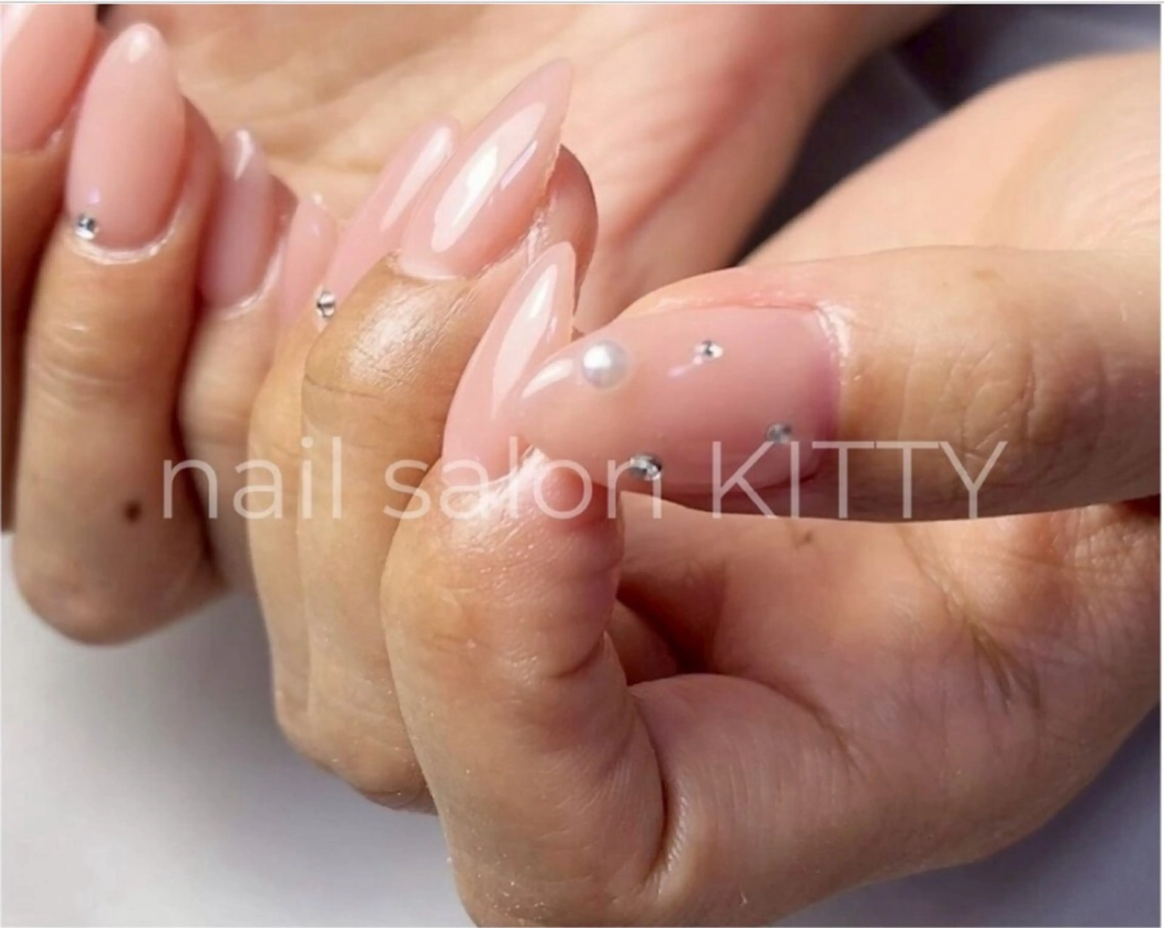 ネイル ハンドネイル KITTY所属・KITTY🩰 AKIのネイルデザイン