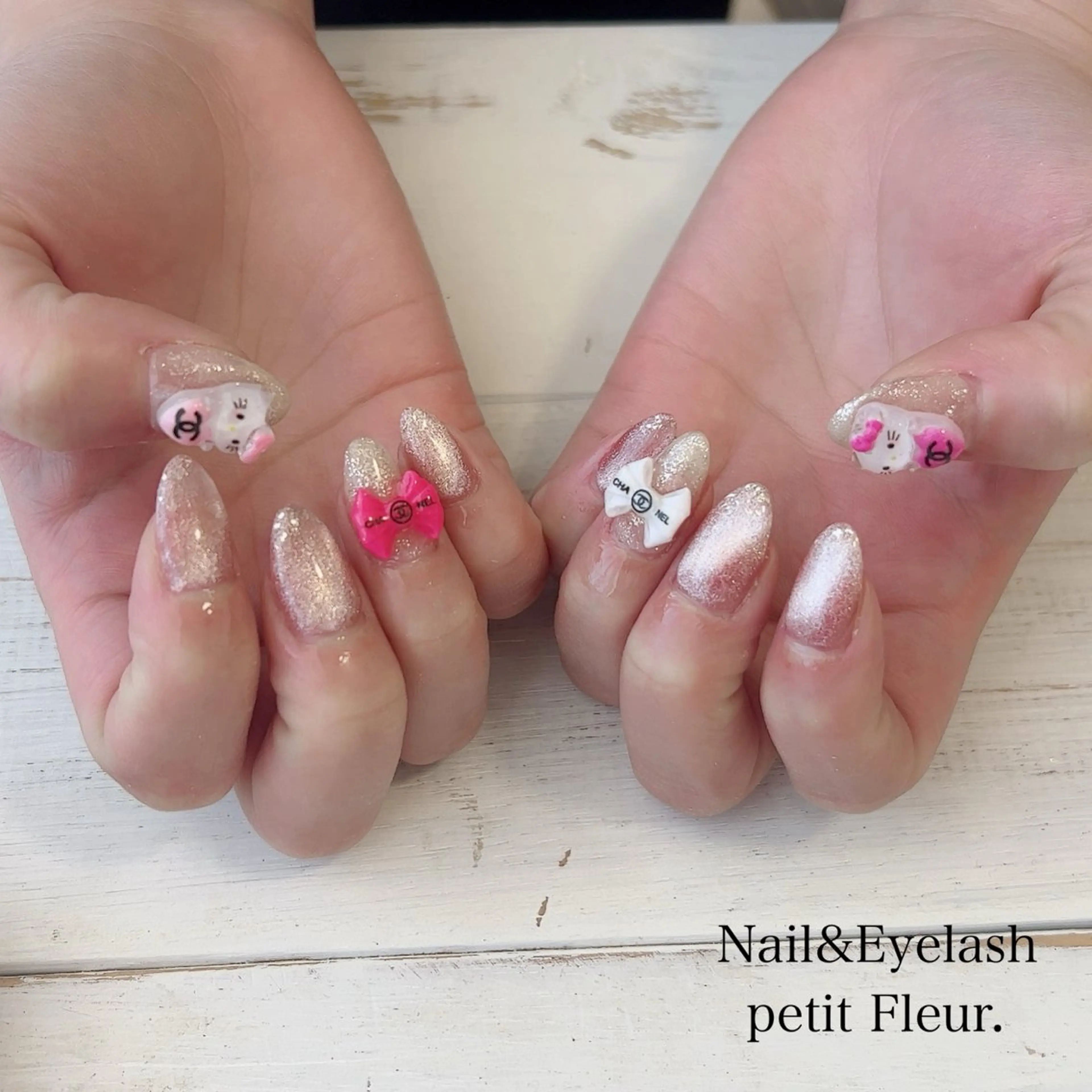 ネイル Petit Fleur所属・青柳 亜梨奈のマツエク・マツパデザイン