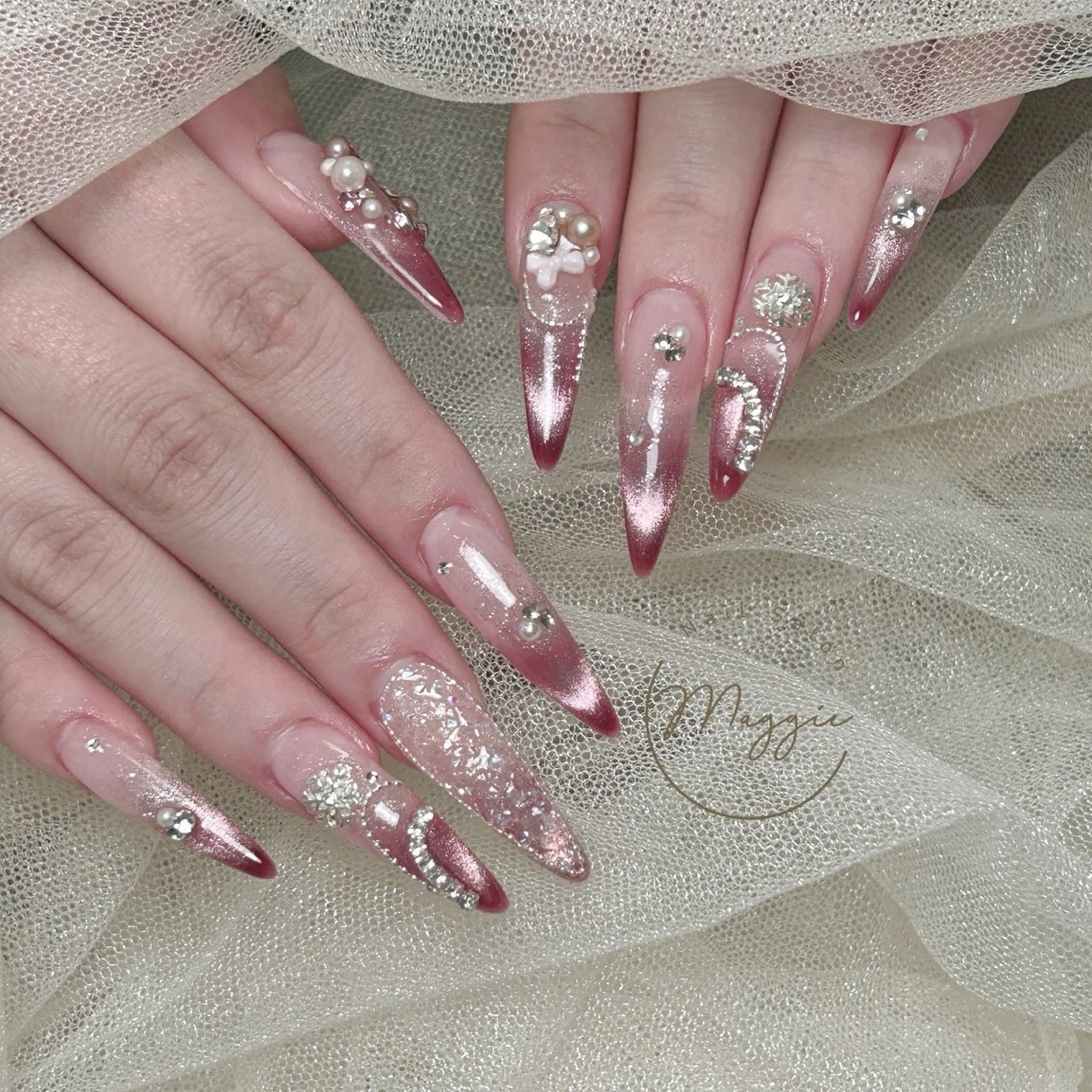 ネイル Maggie Nail🦩のネイルデザイン