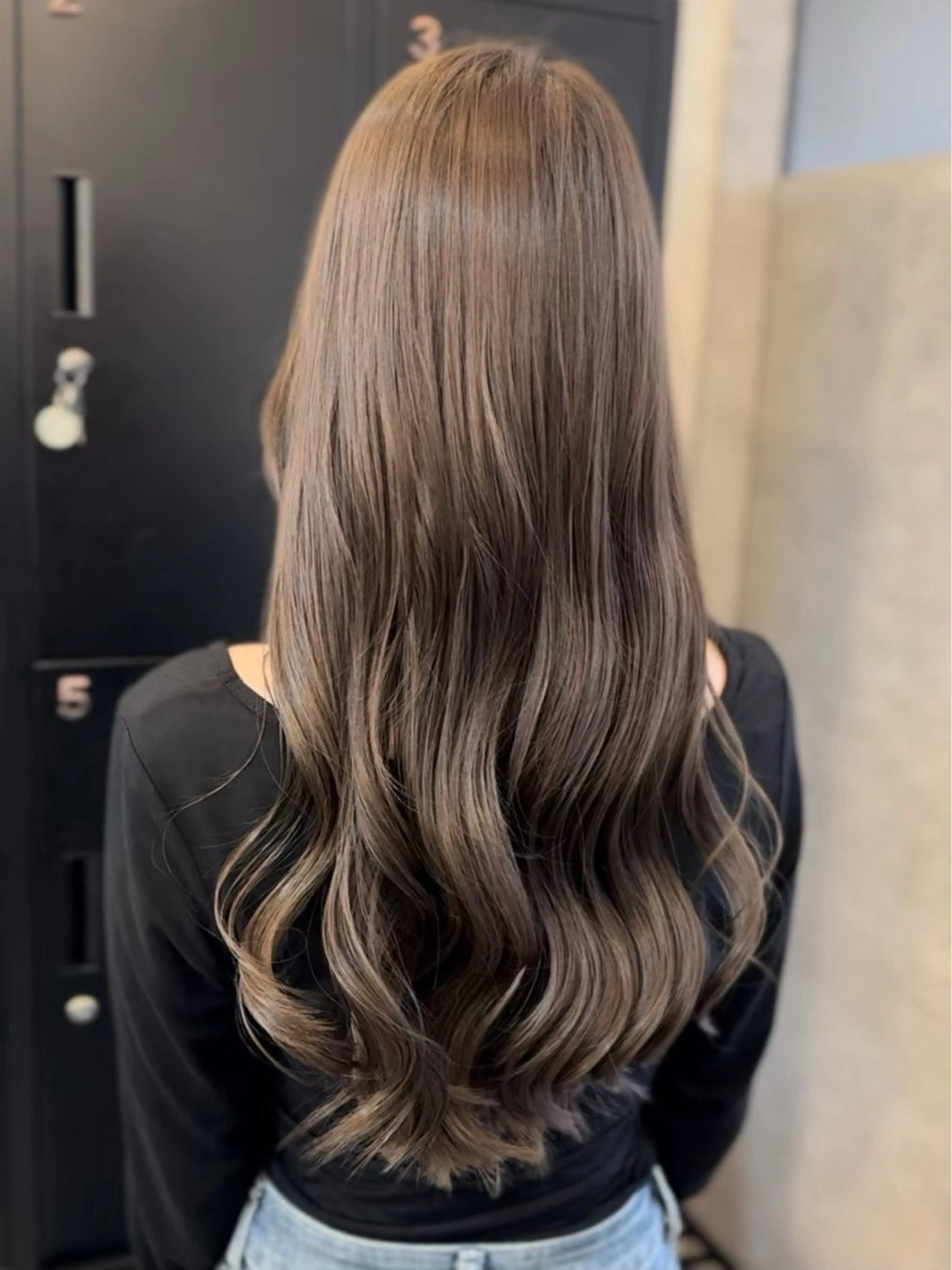 セミロング 髪質改善艶カラー KAMIYAMAのヘアスタイル