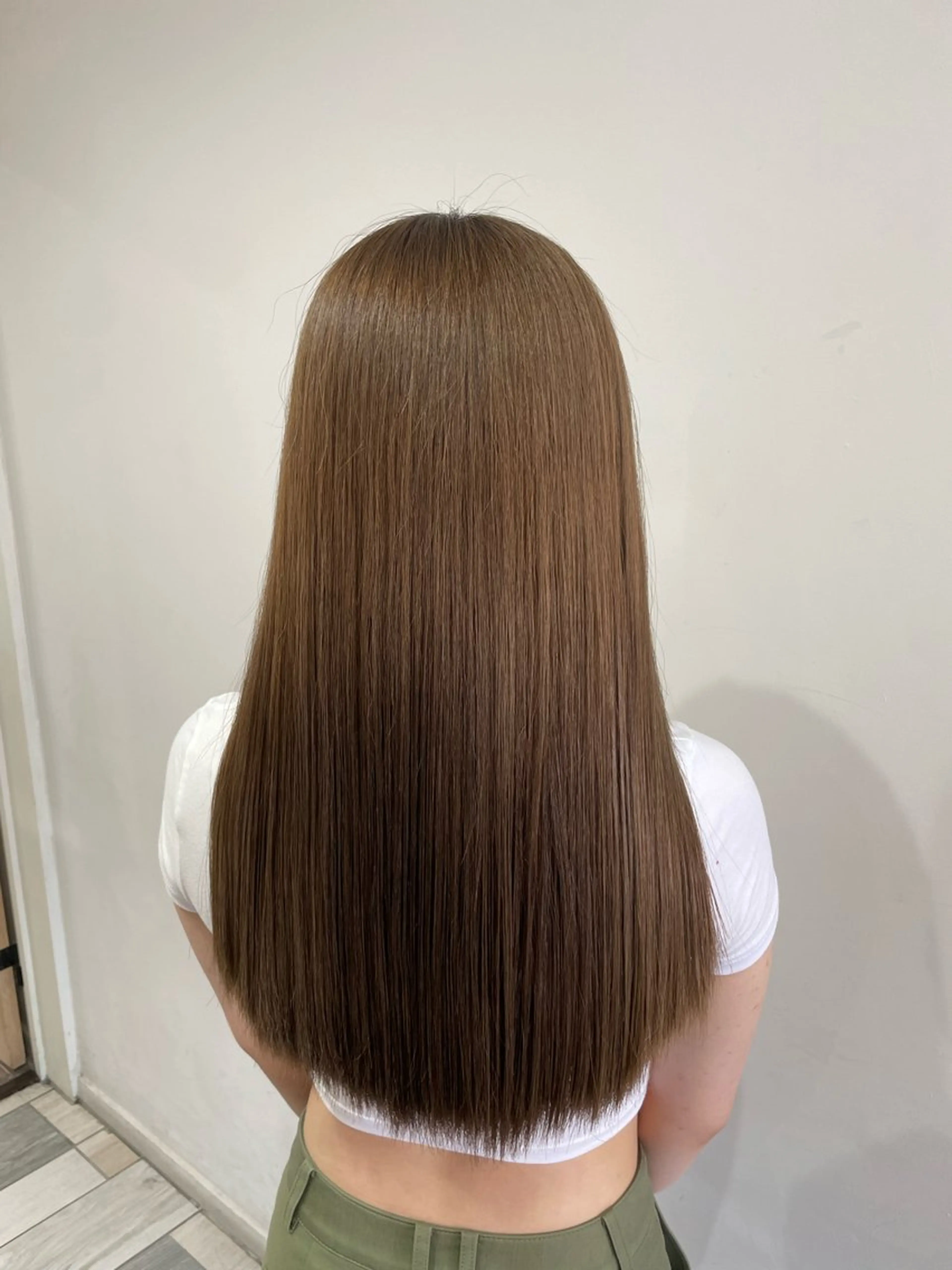 カラー 透明感カラー 縮毛矯正 重田 琉愛のヘアスタイル