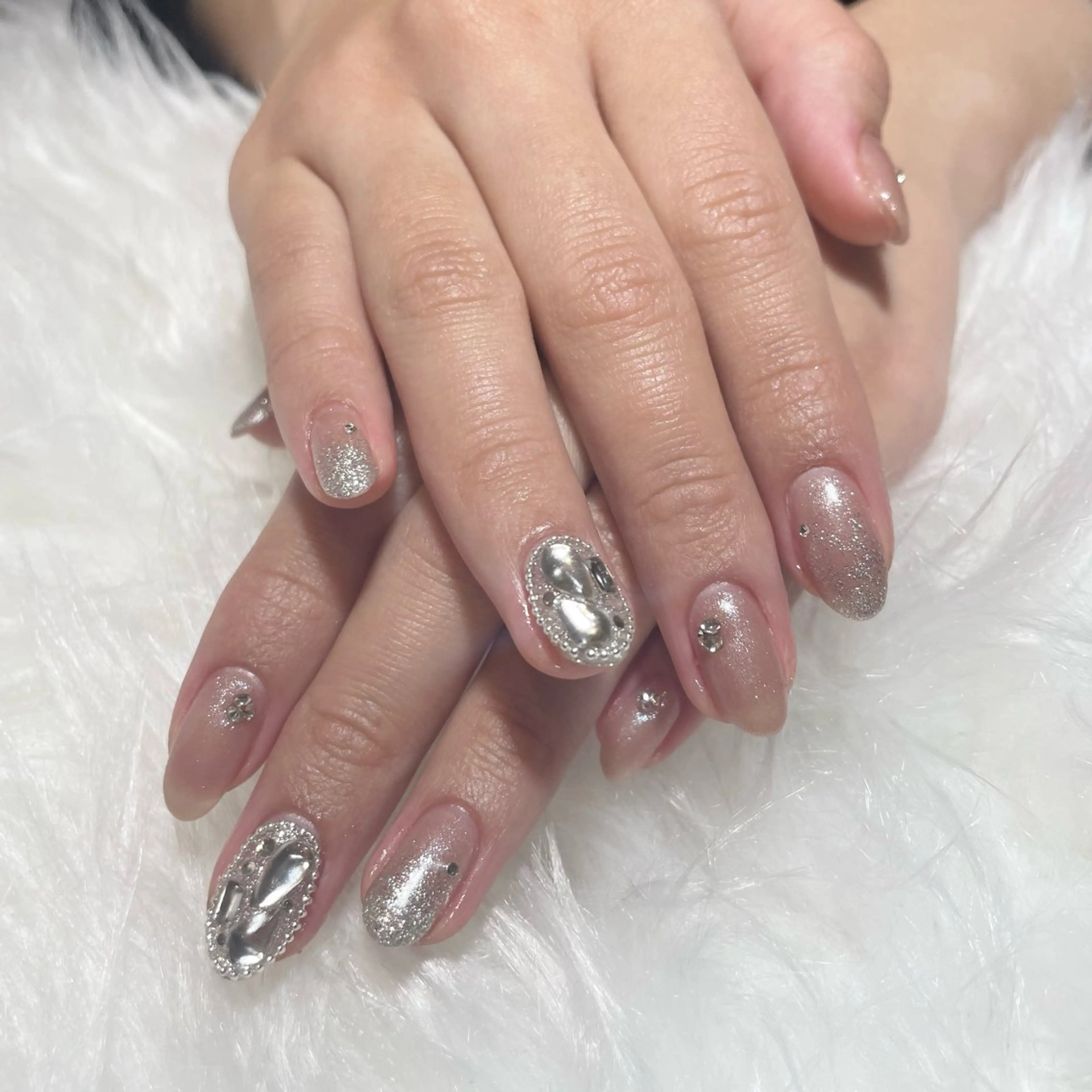 ネイル neige Kouzukiのネイルデザイン