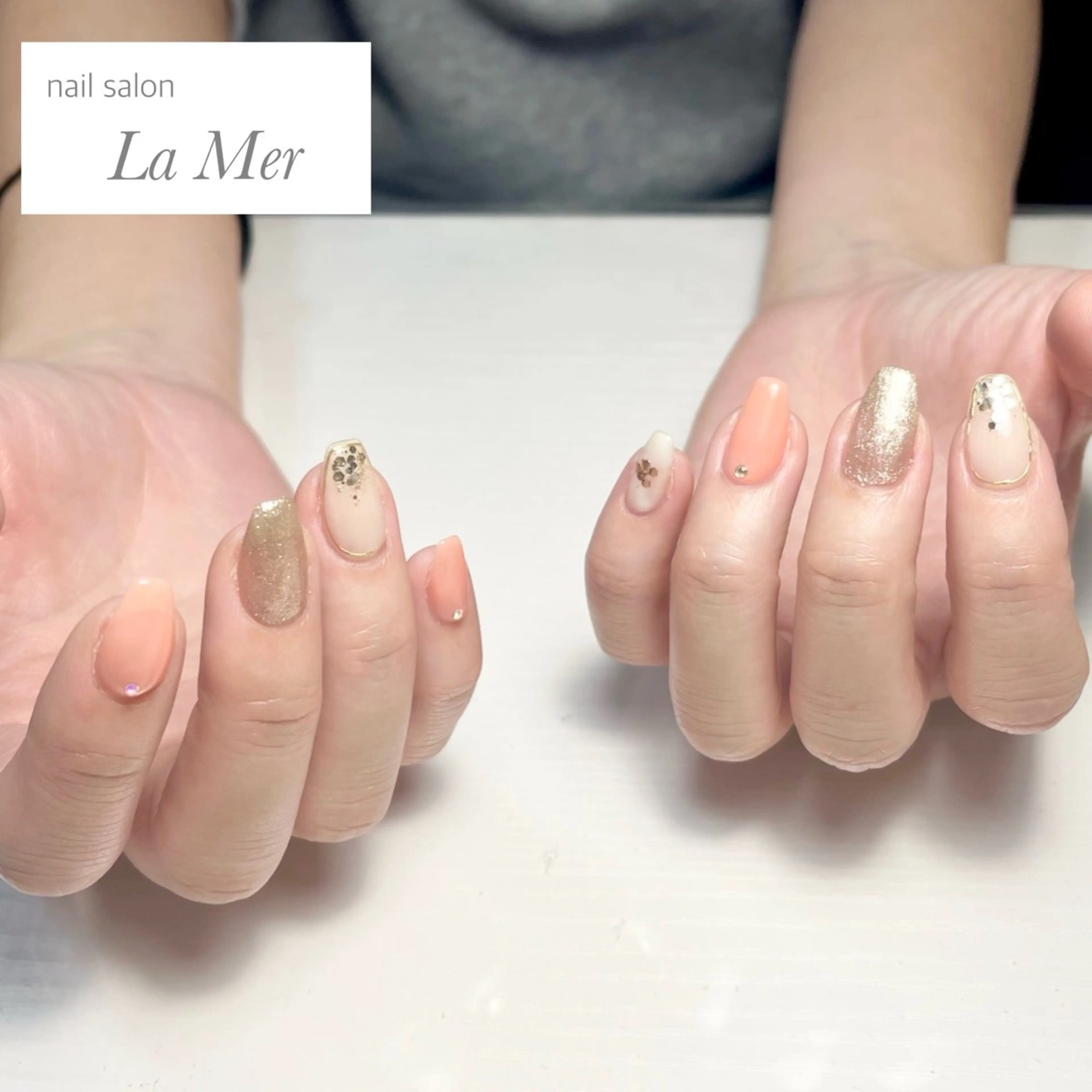 ネイル ゴールド ミラーネイル ニュアンスネイル オフィスネイル オレンジ ハンドネイル nailsalon La Merのネイルデザイン