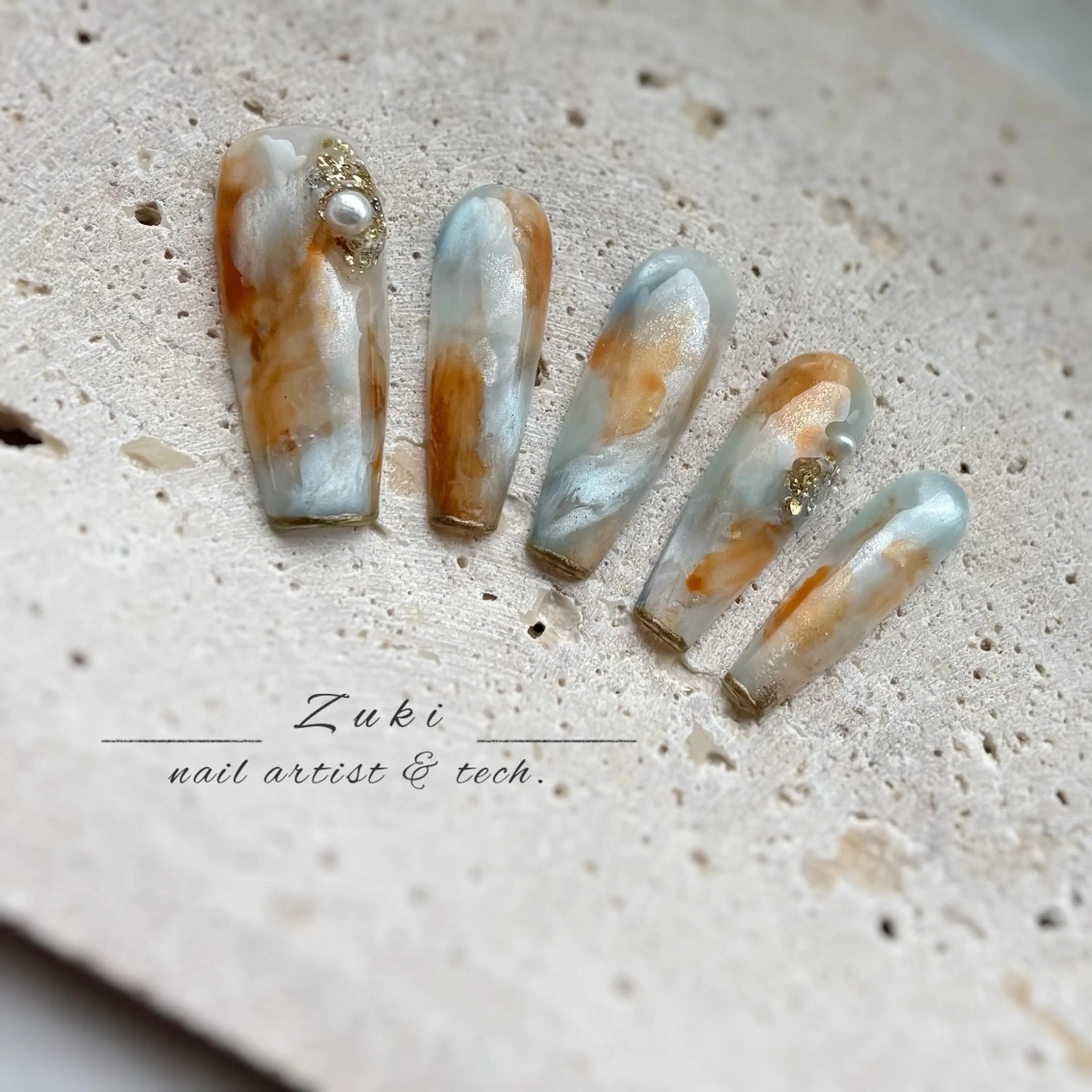 ネイル マグネットネイル ニュアンスネイル ワンホンネイル ハンドネイル zuki🌔nail ┆堺筋本町・心斎橋のネイルデザイン