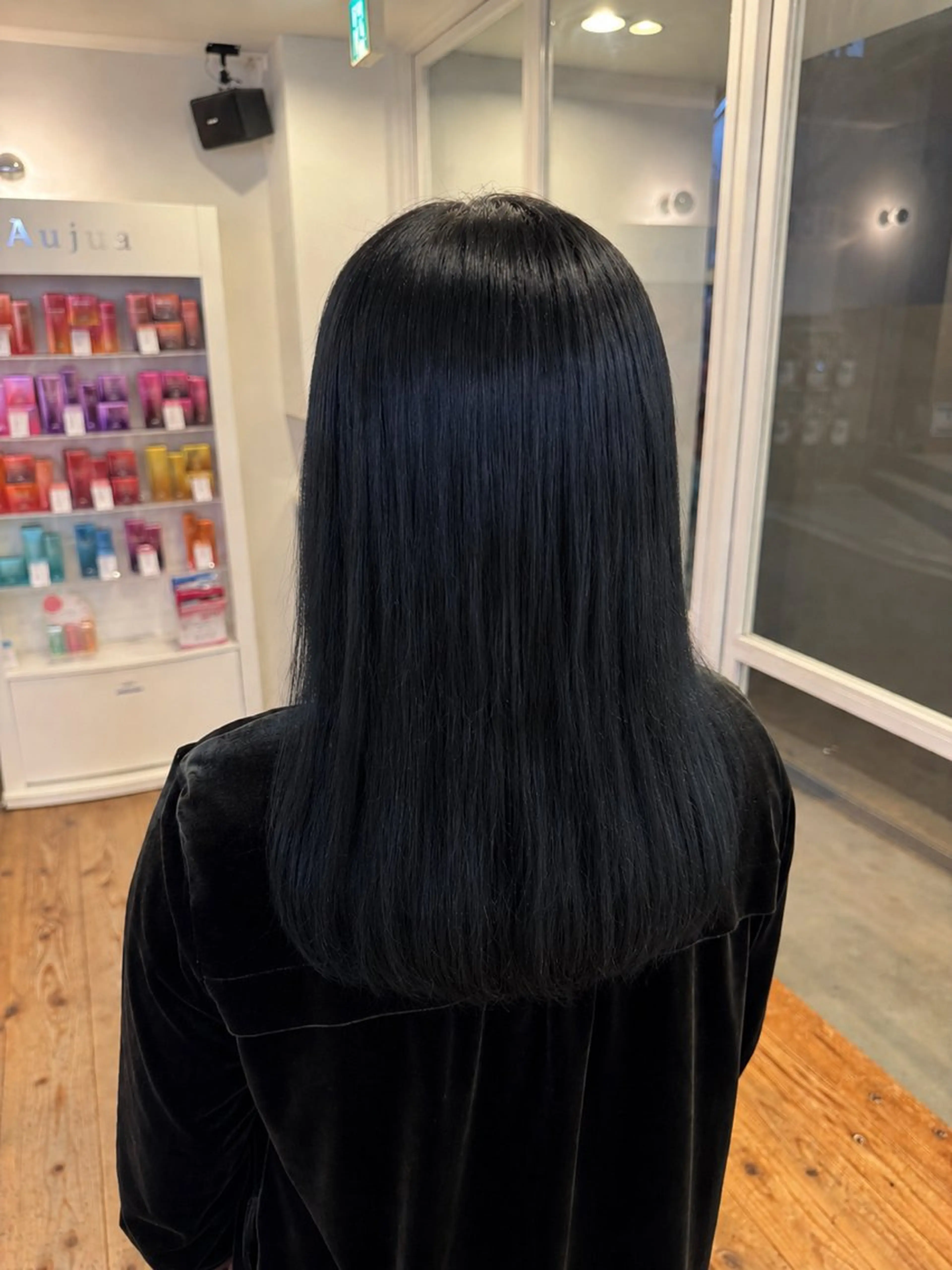 ロング カラー ブルーカラー カット ヘアカラー 【YARD.】橋本 稀乃のヘアスタイル