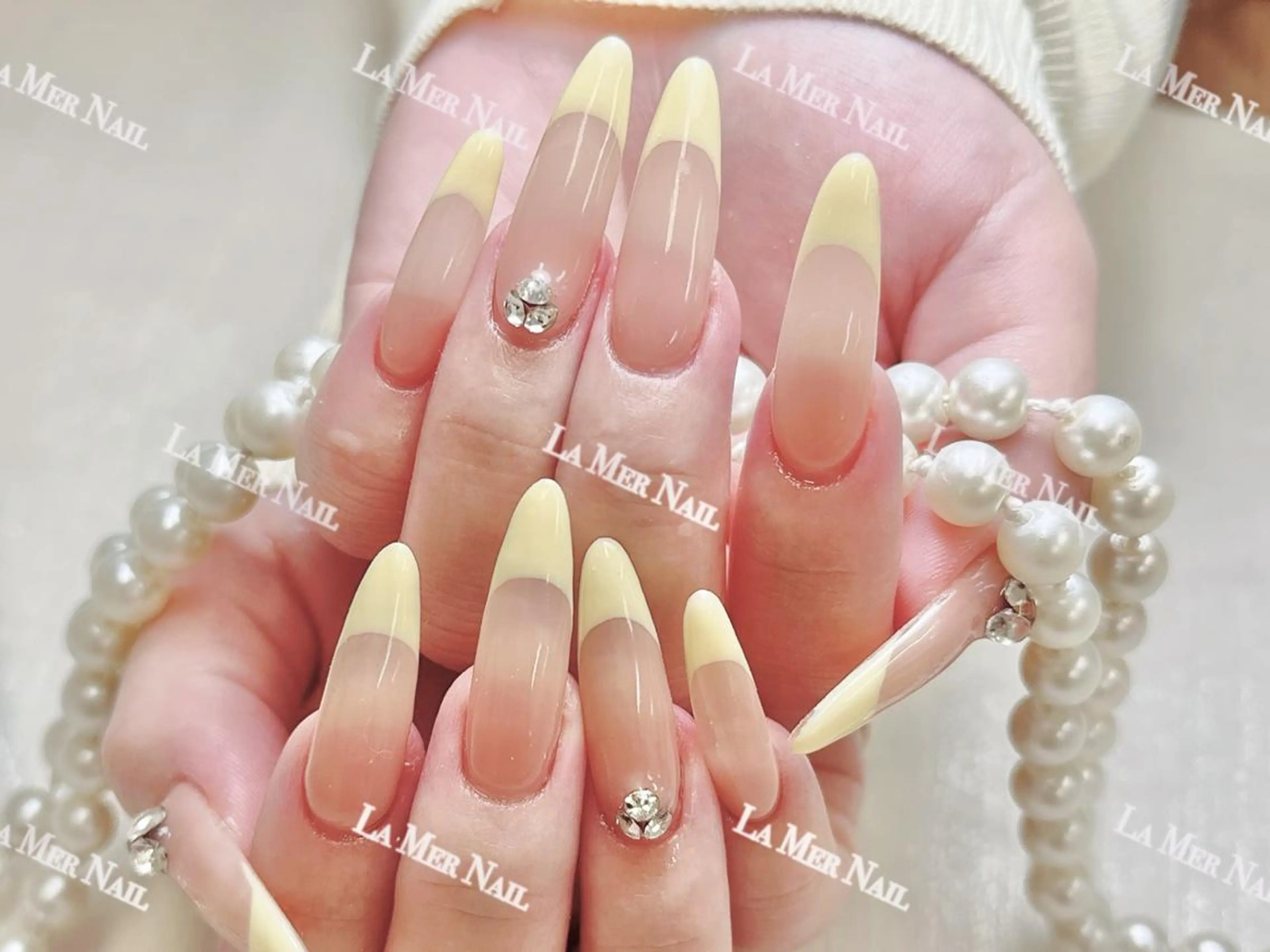 ネイル 🌻 Momoko_のネイルデザイン