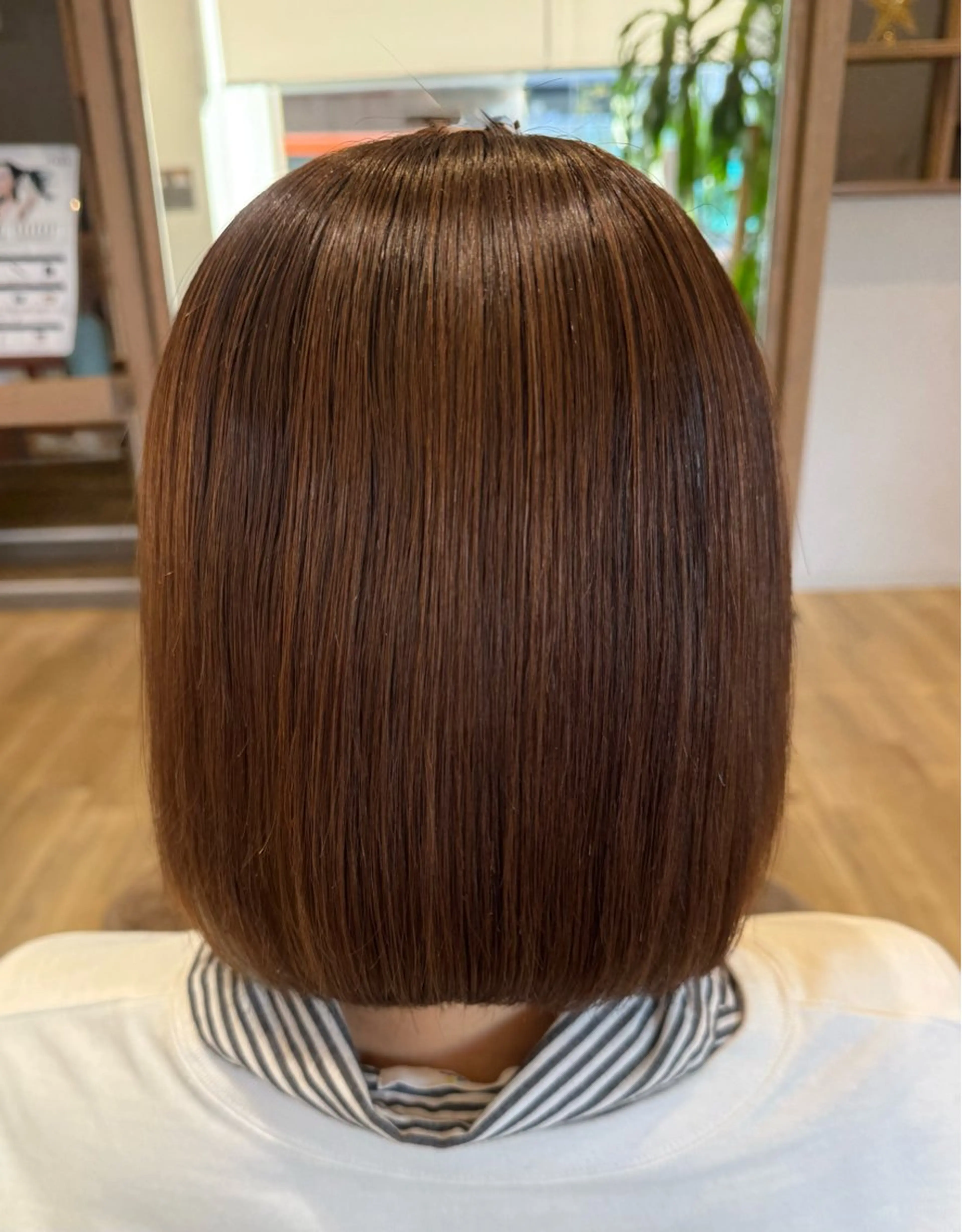 ショート ボブ 酸性ストレート 安達 光琉のヘアスタイル