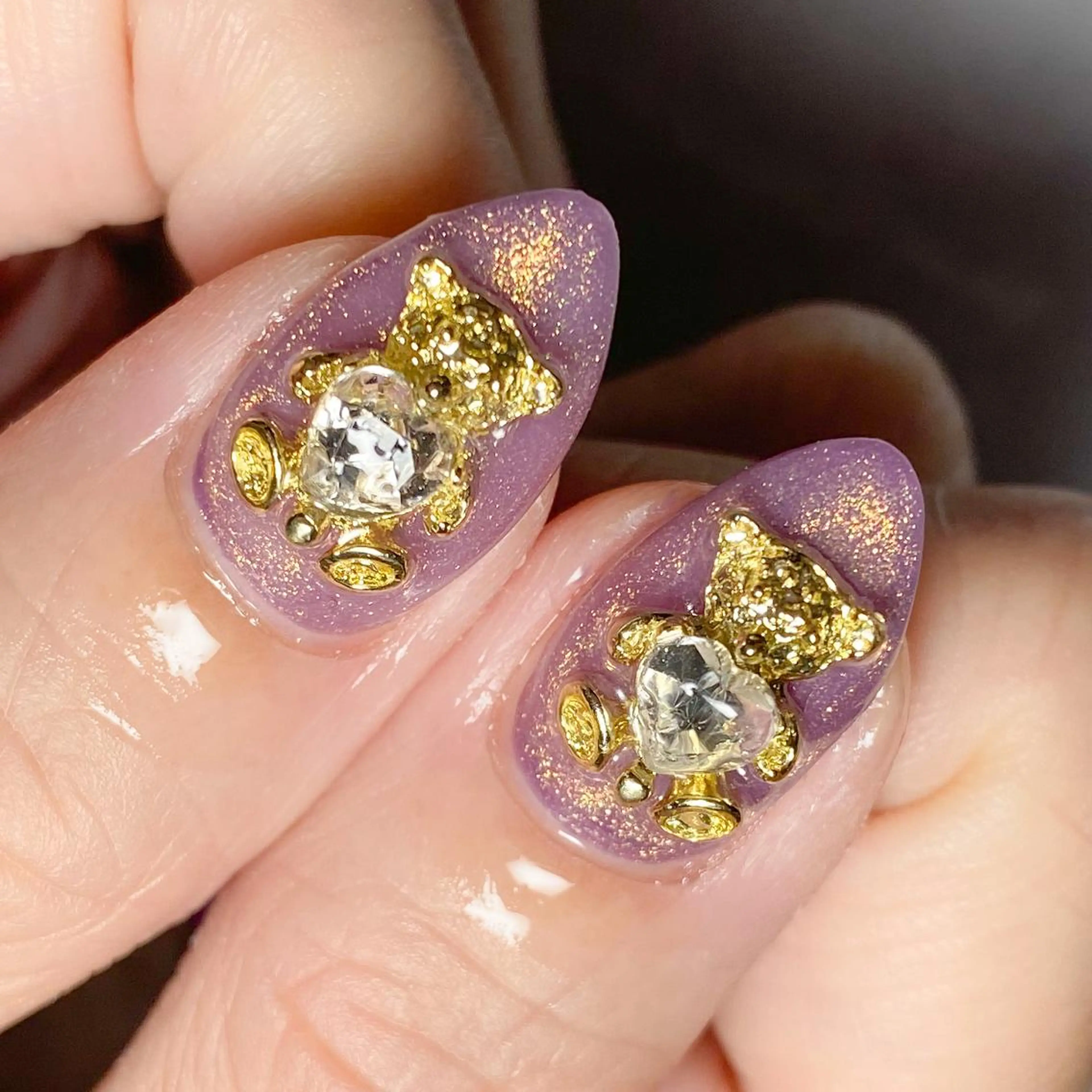 ネイル ジェルネイル ゴールド ラメ(グリッター) ワンカラーネイル nail en💅 キッズスペース有のネイルデザイン