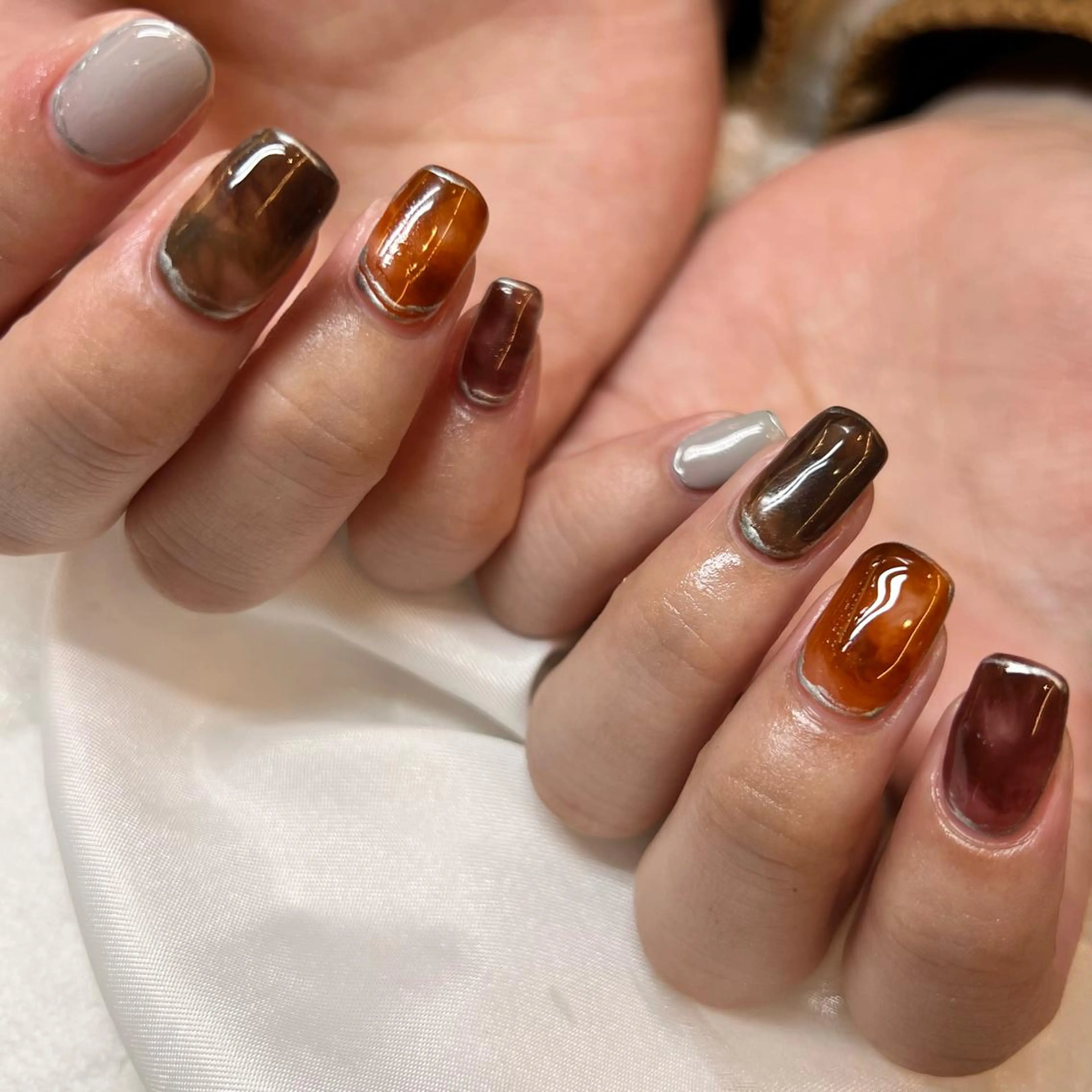 ネイル アートネイル オーロラネイル 桜ネイル ジェルネイル 韓国ネイル ハンドネイル clover nailのネイルデザイン