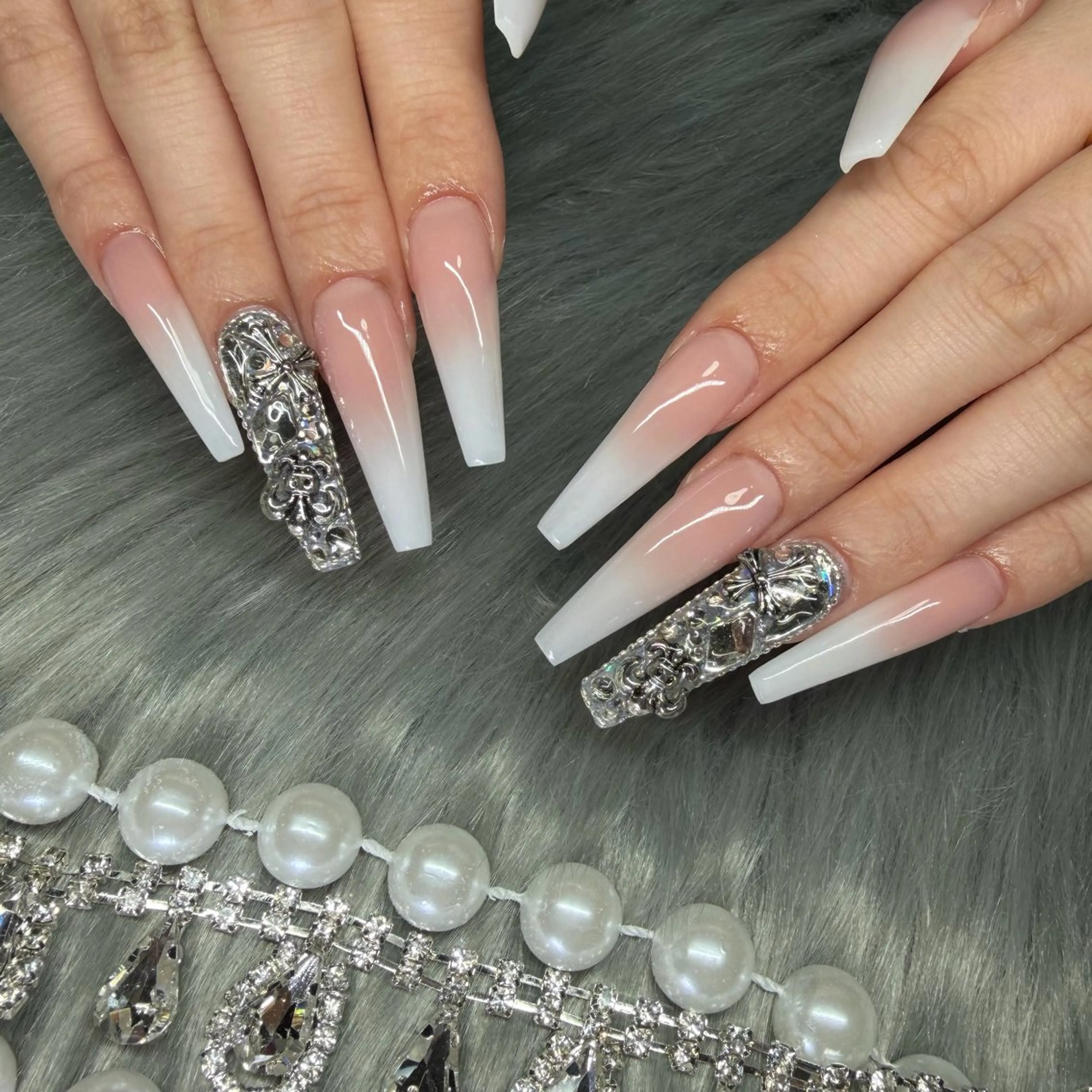 ネイル フレンチネイル ジェルネイル 韓国ネイル ロングネイル マグネットネイル ハンドネイル Nail Salon Growのネイルデザイン