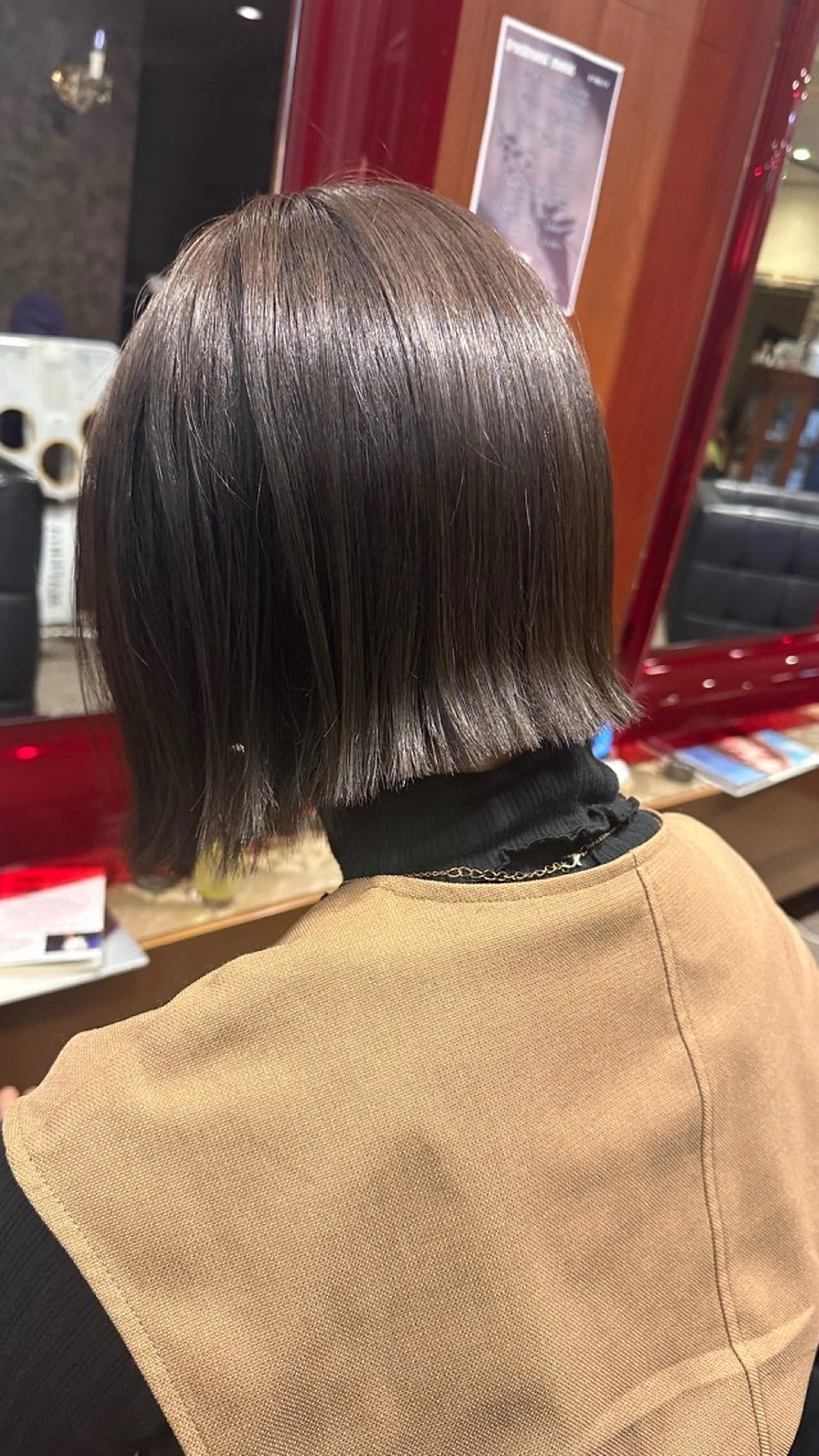 ショート カラー 米山 璃奈のヘアスタイル
