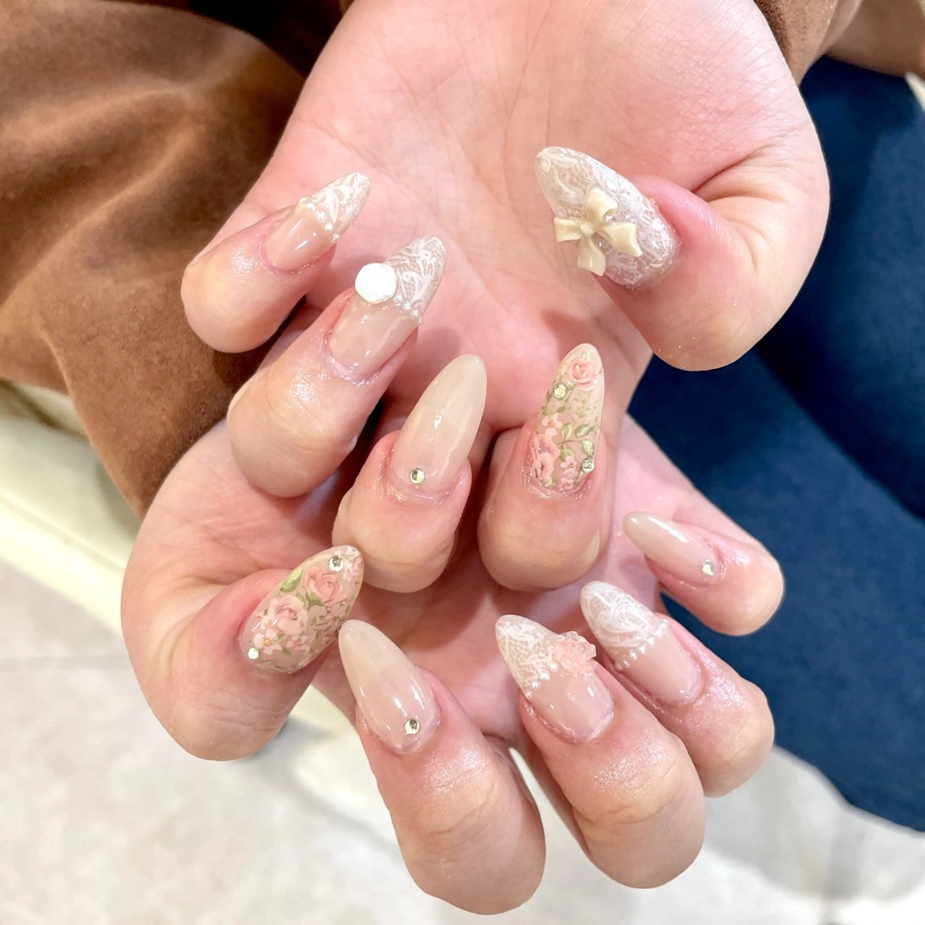 ネイル ハンドネイル ハンドケア SunNail池袋 🍧エミリーのネイルデザイン