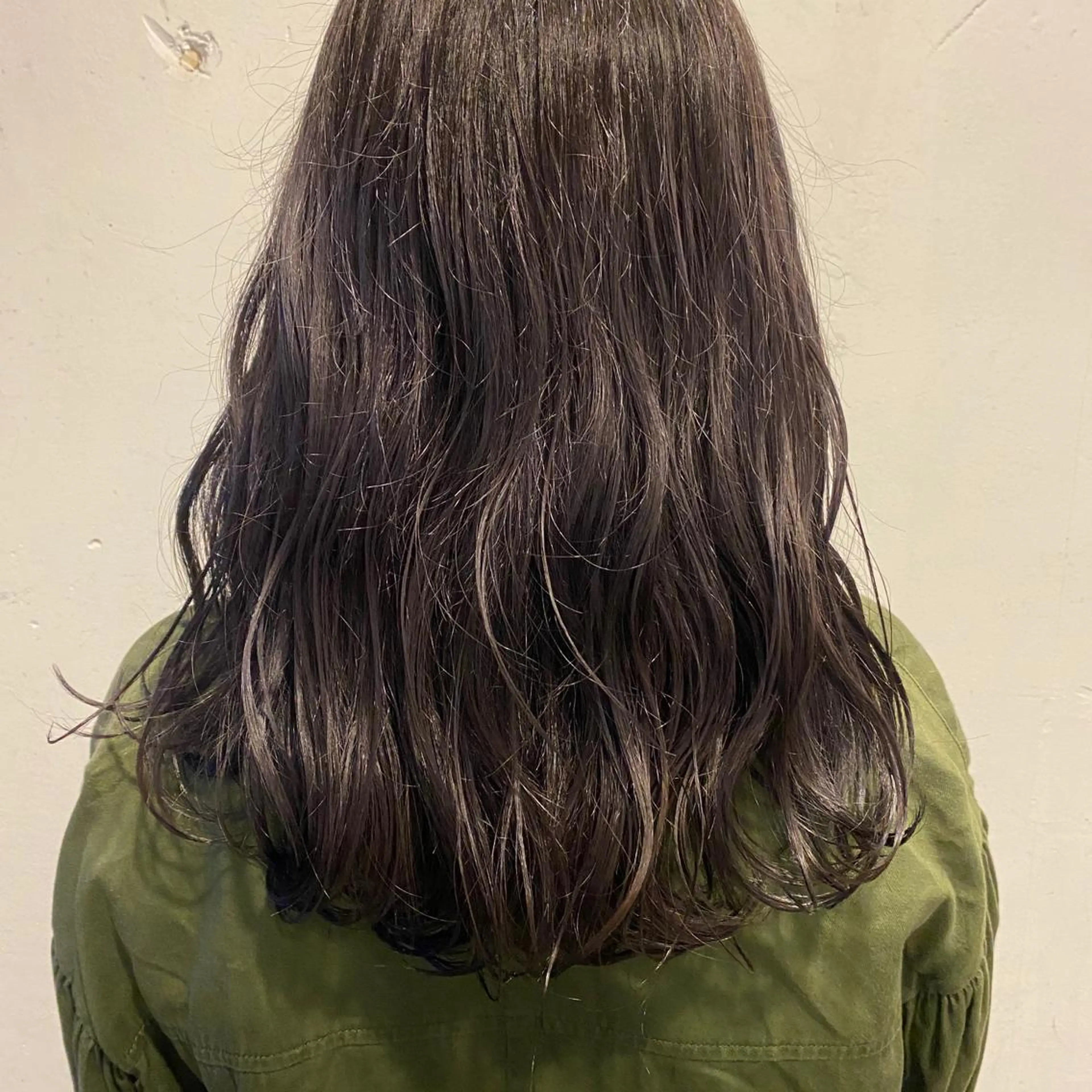 セミロング カラー グレージュ ラベンダーカラー ラベンダーグレージュ ラベンダーグレー 💚 nao💚のヘアスタイル