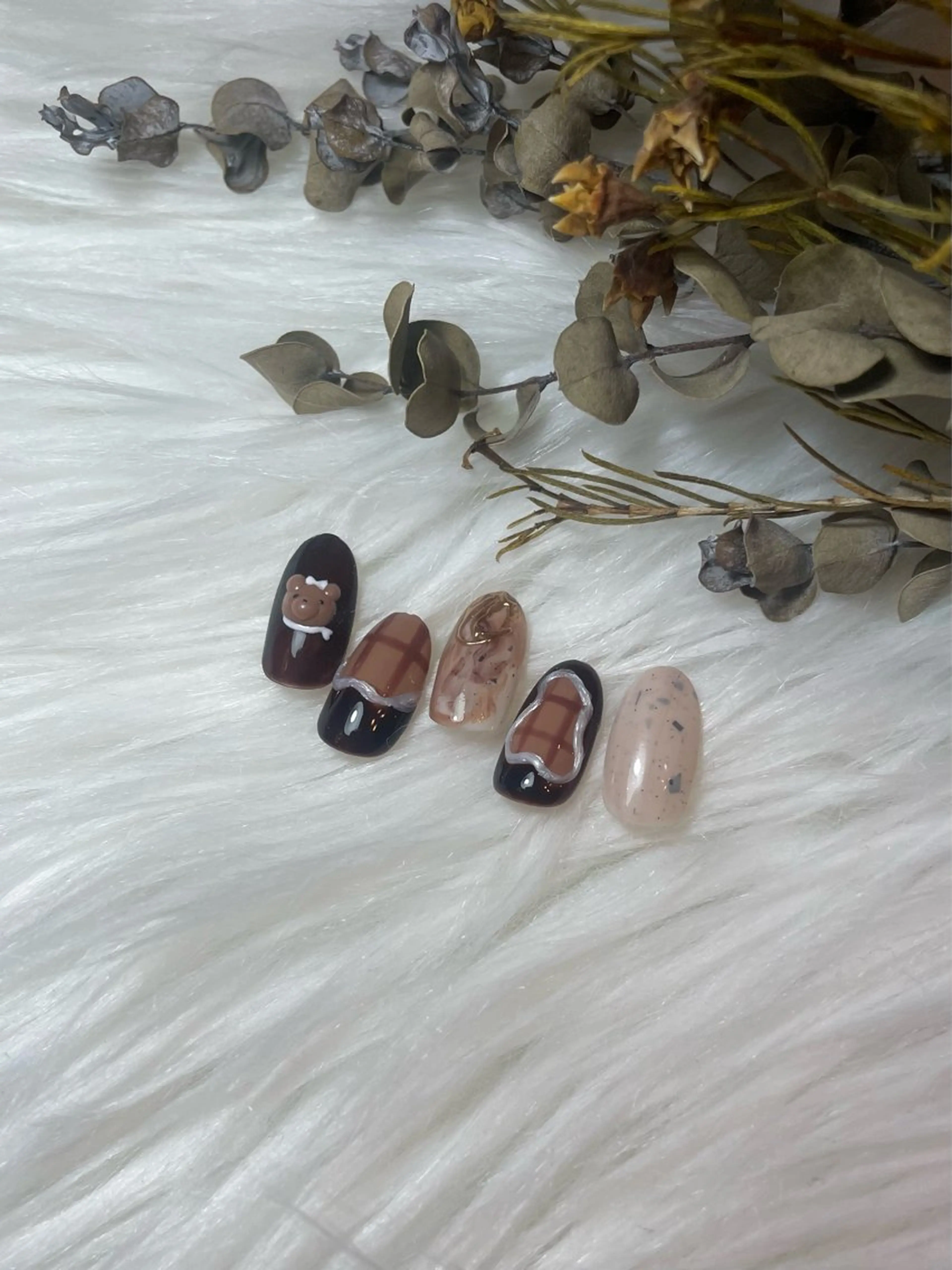 ネイル ブルー キラキラネイル 韓国ネイル マグネットネイル シンプルネイル ハンドネイル timtam --sakiのネイルデザイン