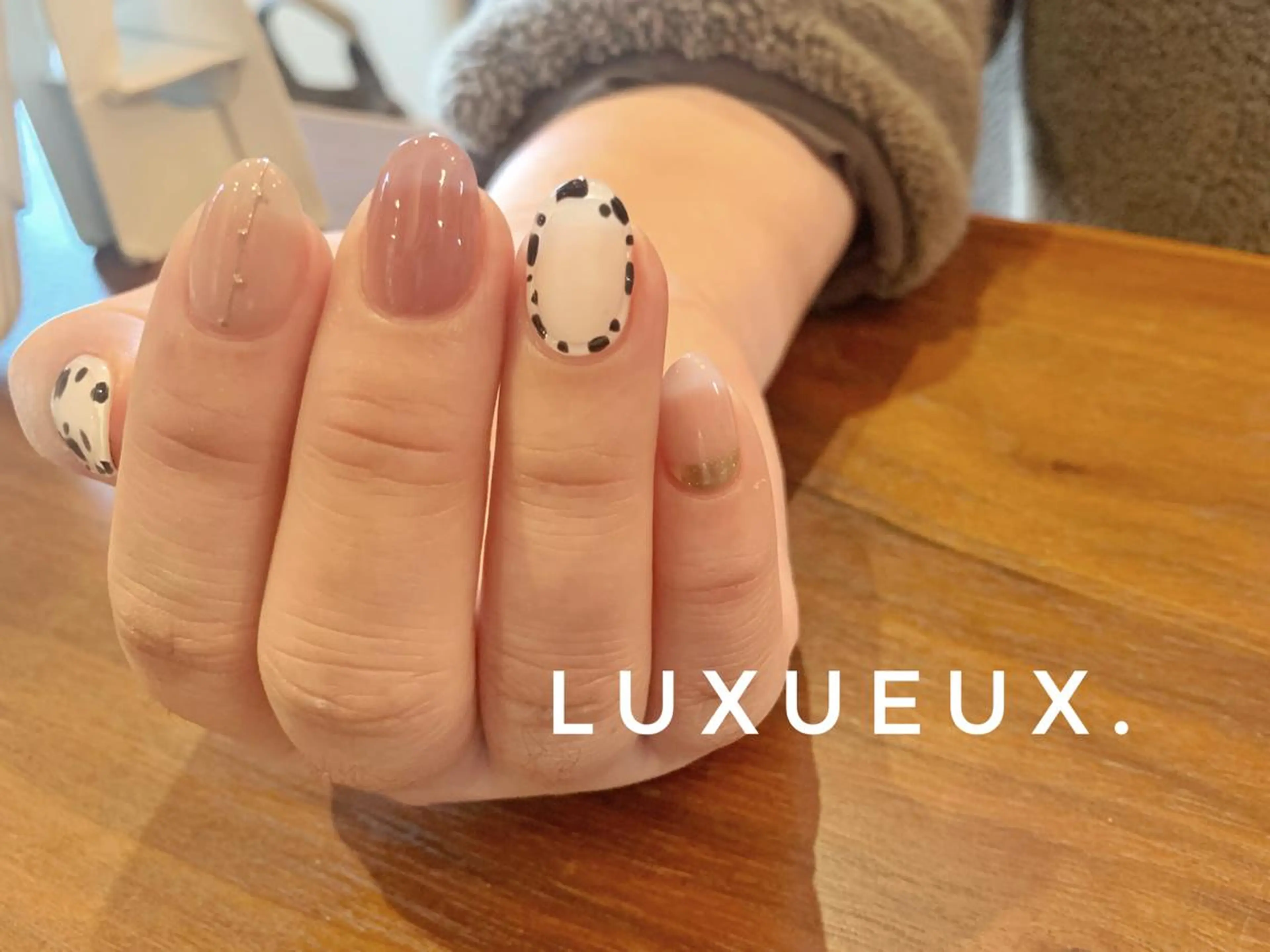 ネイル LUXUEUX春日店所属・LUXUEUX春日店 (ルクソー)のネイルデザイン