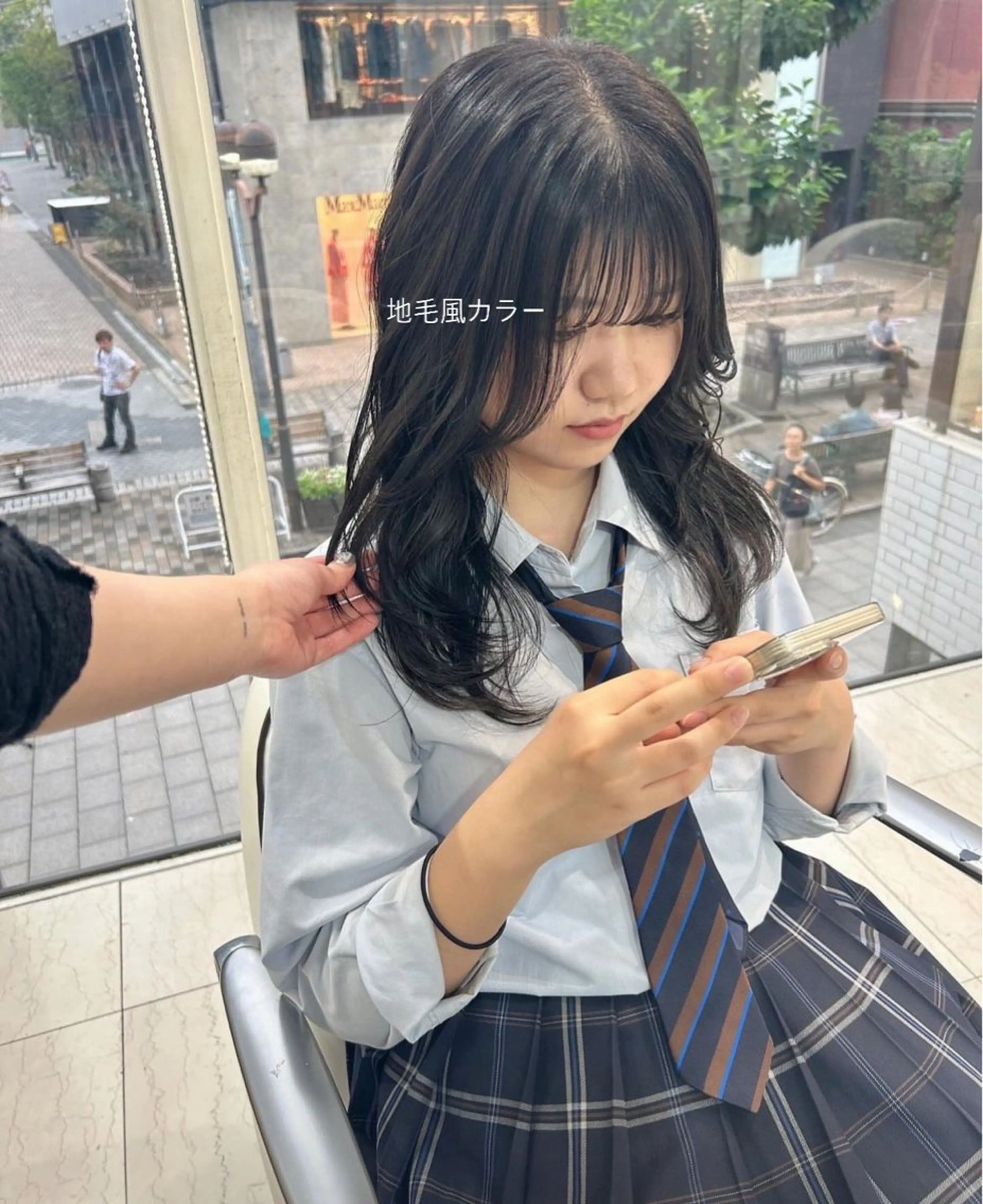 ミディアム カラー 学生 ヘアカラー ありむらもえ/ 透明感カラーのヘアスタイル