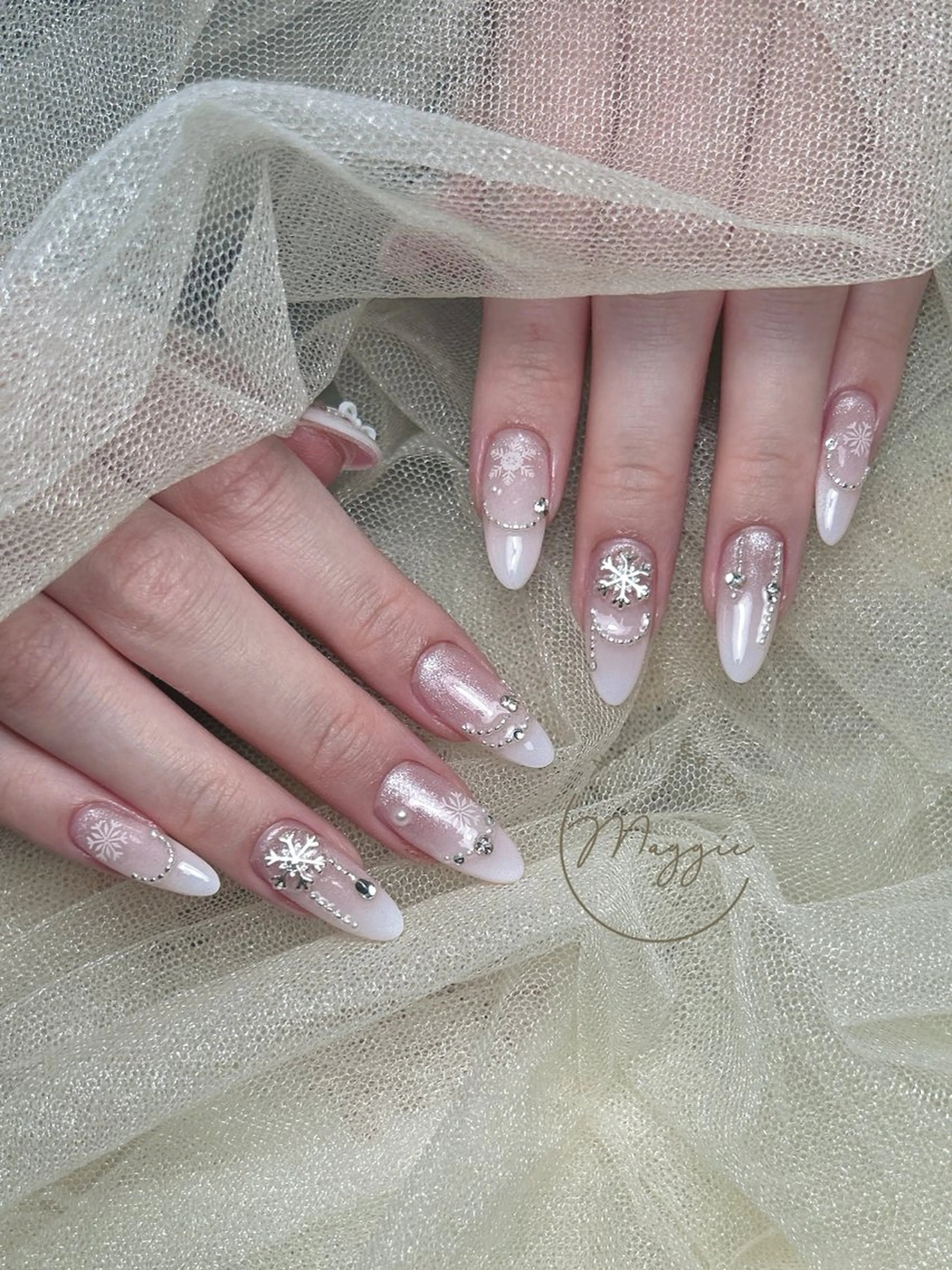 ネイル Maggie Nail🦩のネイルデザイン