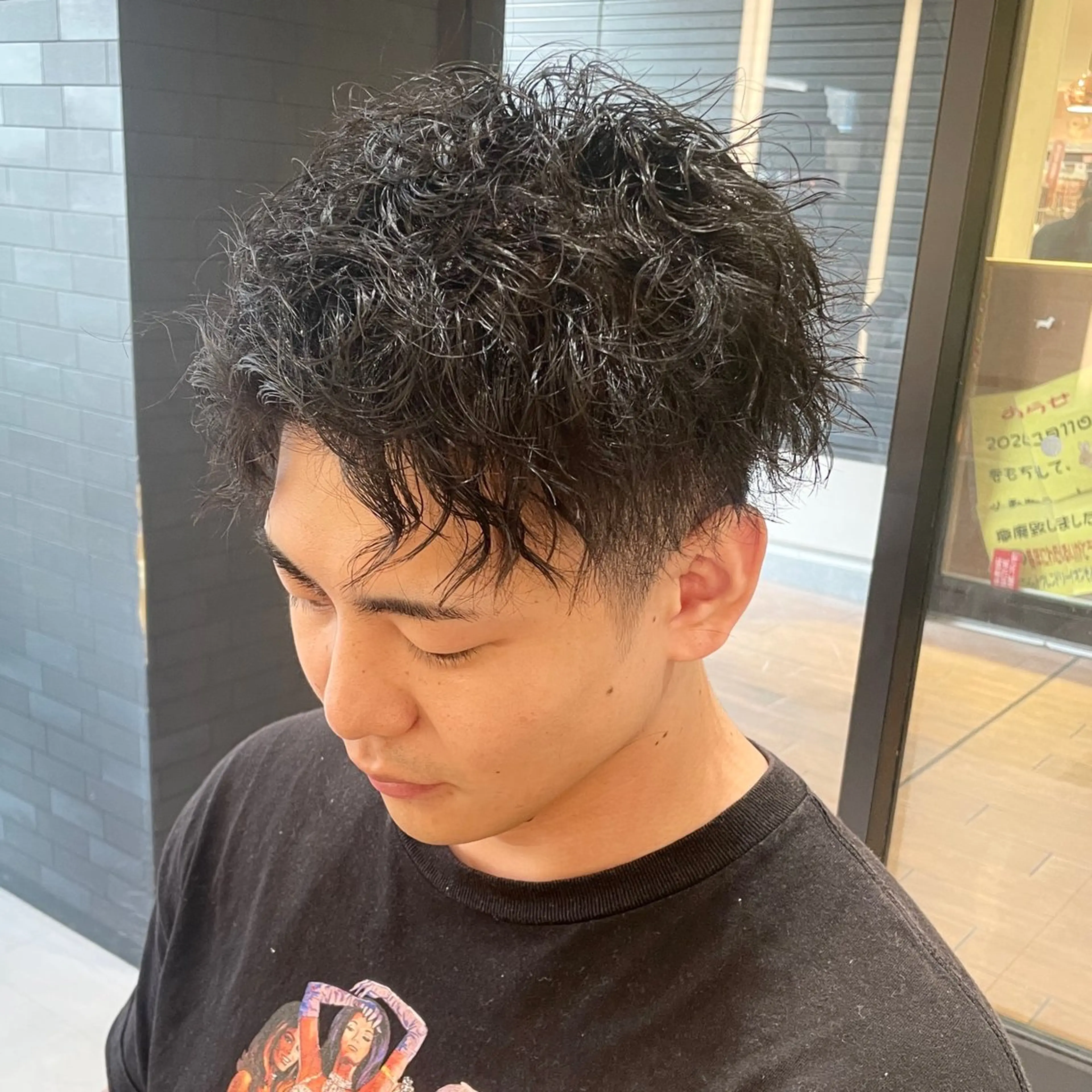 ショート パーマ メンズ メンズパーマ ツイストスパイラルパーマ スパイラルパーマ カット パーマ メンズヘア特化 崎田 成人のヘアスタイル