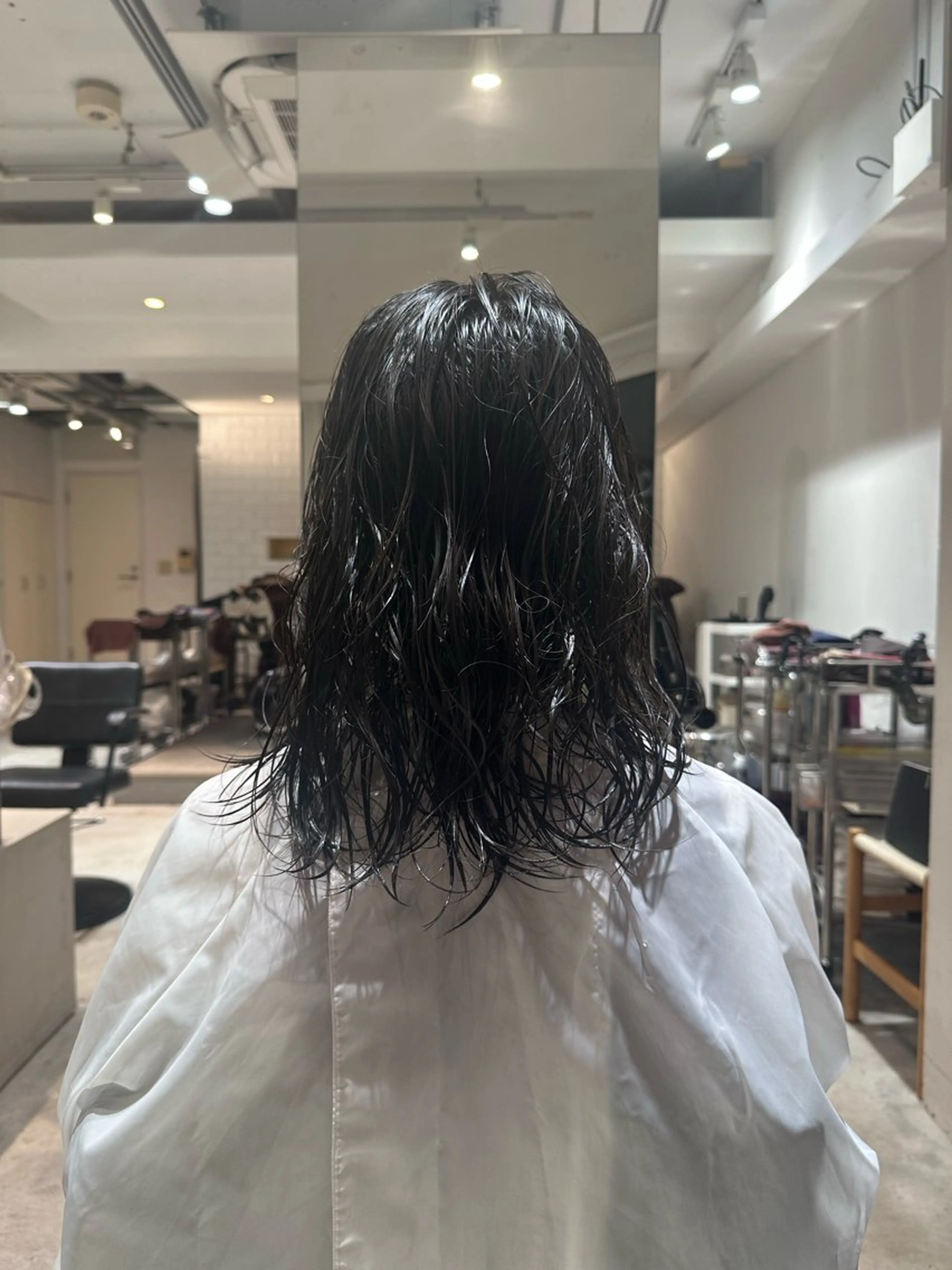 ミディアム ニュアンスカラー/ amikaのヘアスタイル