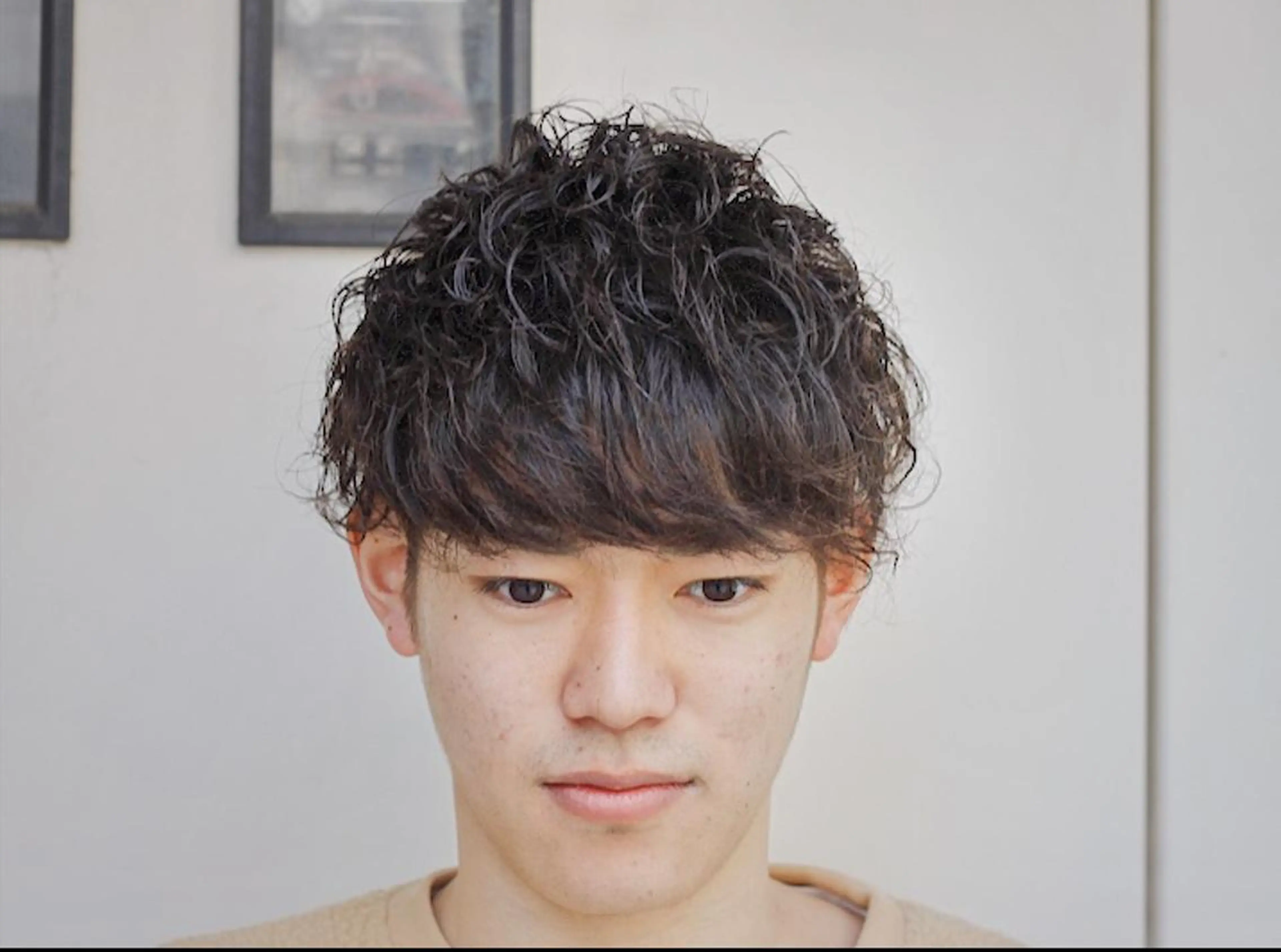 ミディアム パーマ メンズ ミディアムパーマ マッシュ メンズパーマ 刈り上げ 前田賢生 ご新規様はNGのヘアスタイル