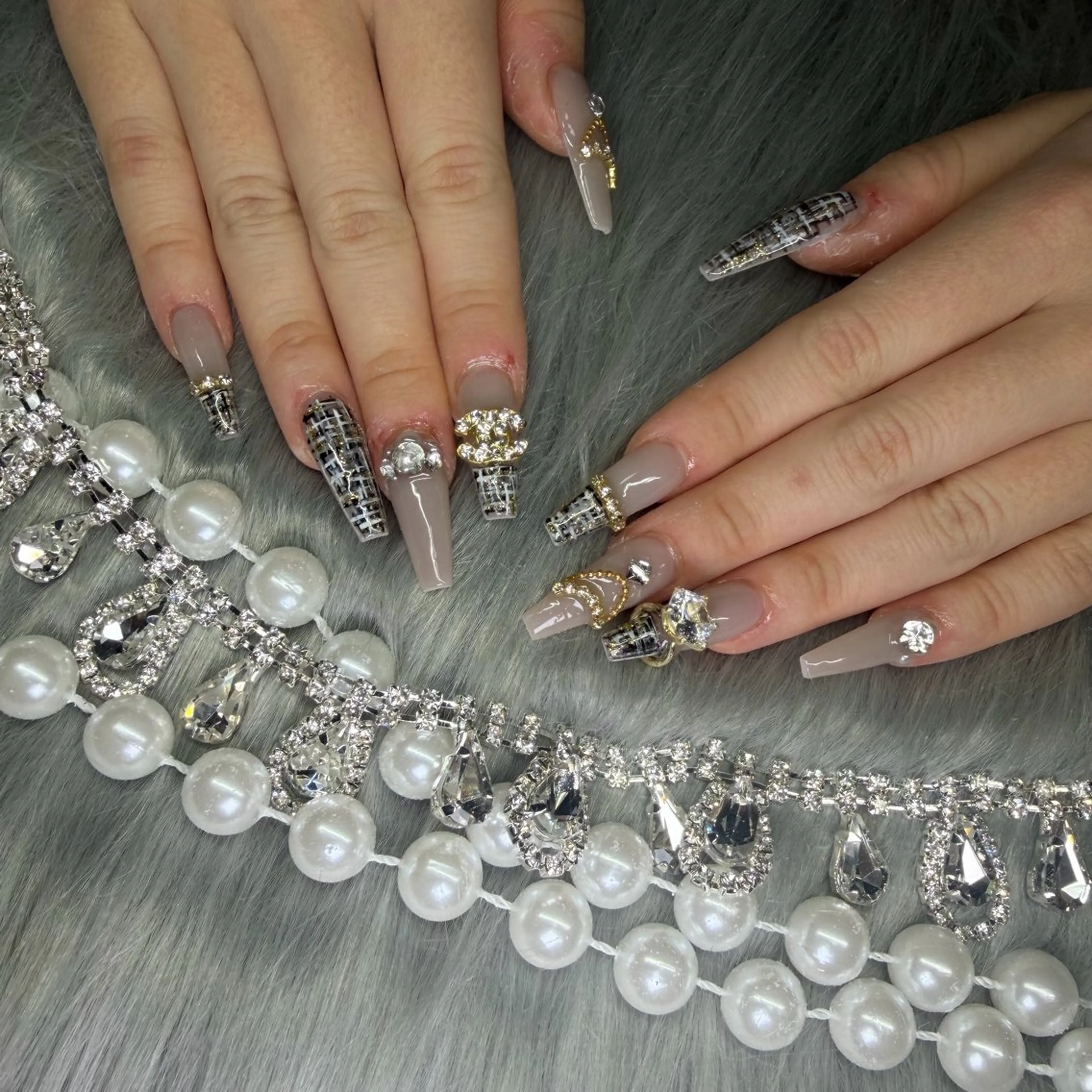 ネイル フレンチネイル ジェルネイル 韓国ネイル ロングネイル マグネットネイル ハンドネイル Nail Salon Growのネイルデザイン