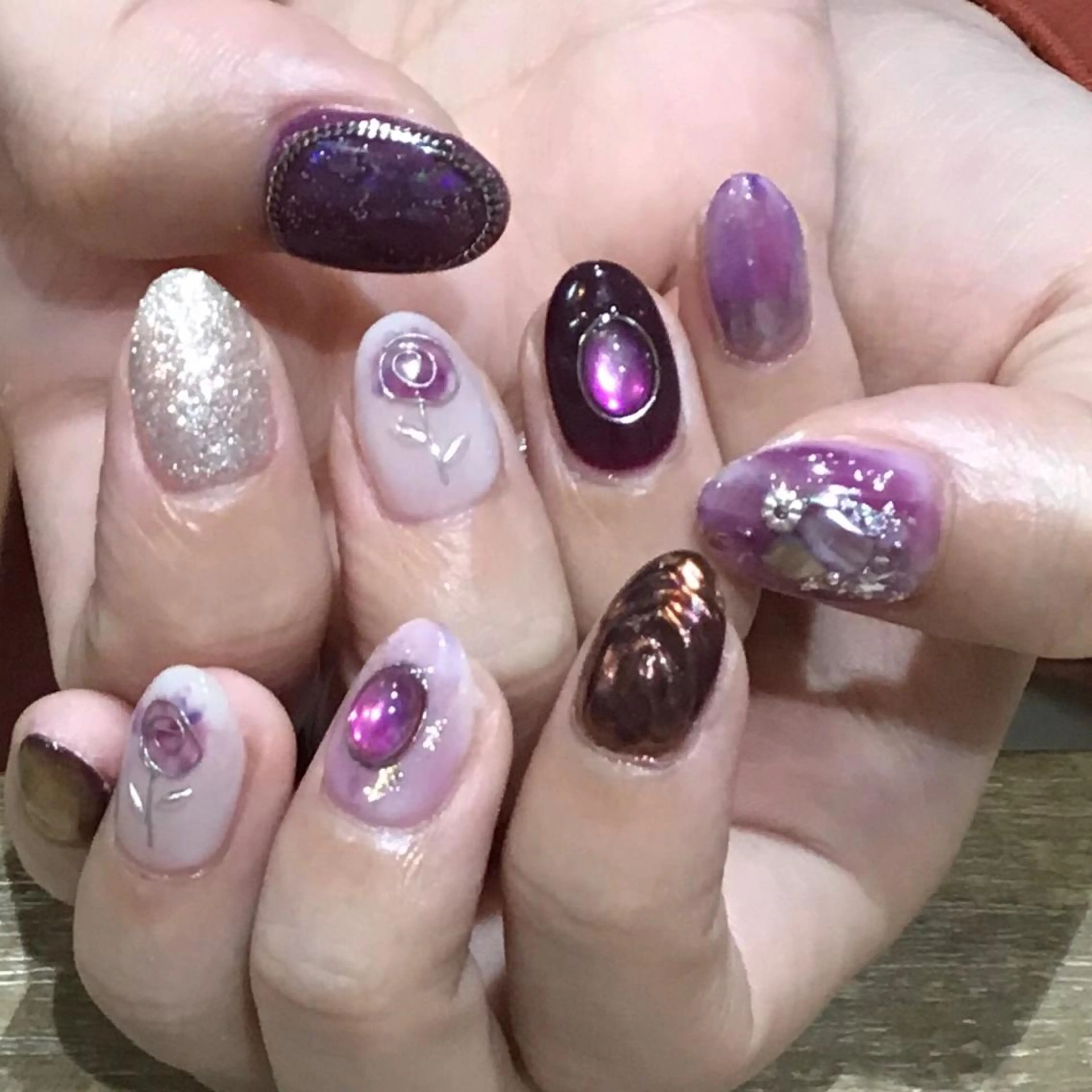 ネイル ハンドネイル Nest 三田のマツエク・マツパデザイン