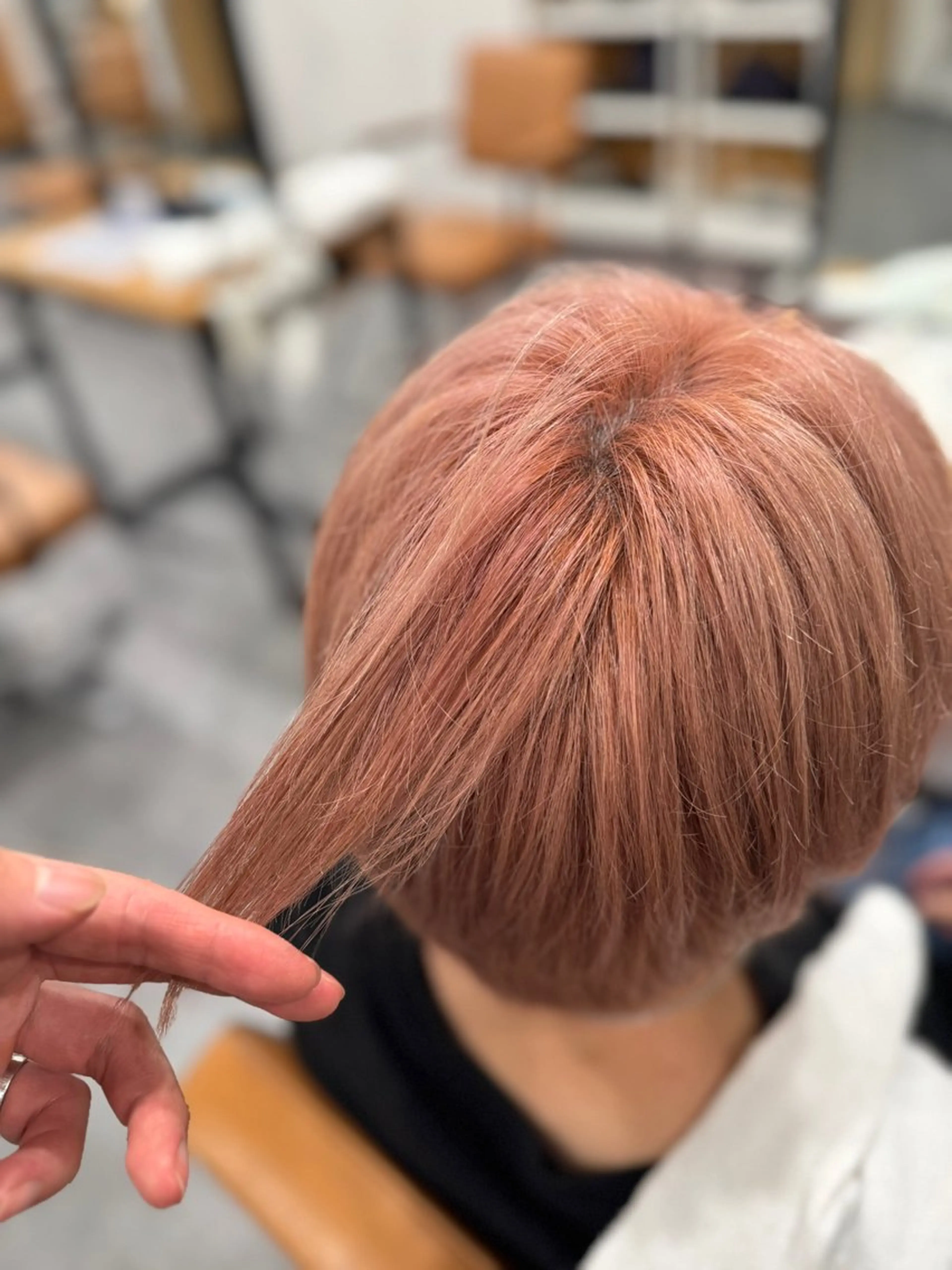 ショート カラー メンズ ベージュカラー ピンクカラー ピンクベージュ カット ヘアカラー SHIAN 橋本 Daikiのヘアスタイル