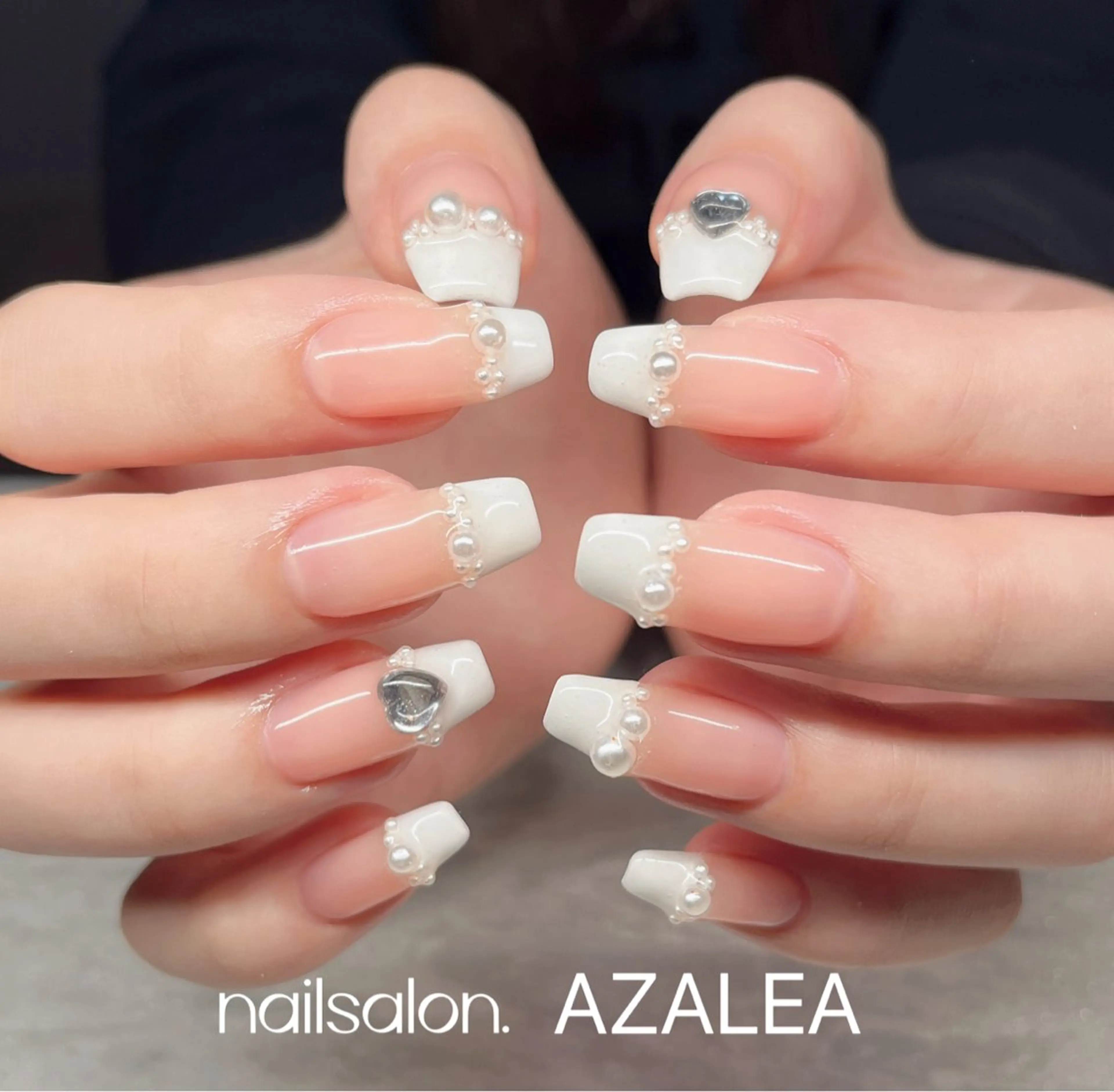 ネイル R inのネイルデザイン