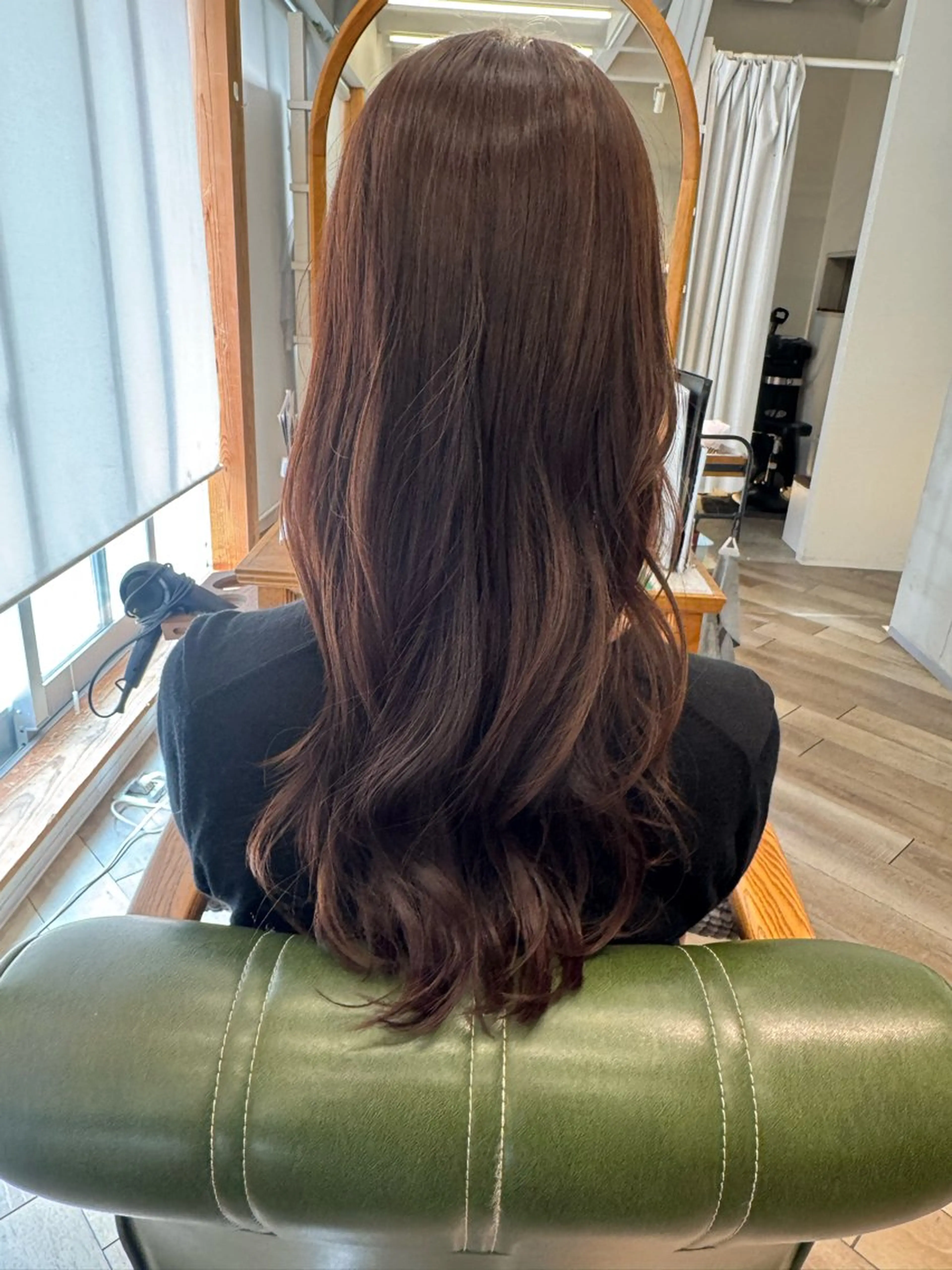 カラー ヘアカラー 栗山 晴加のヘアスタイル