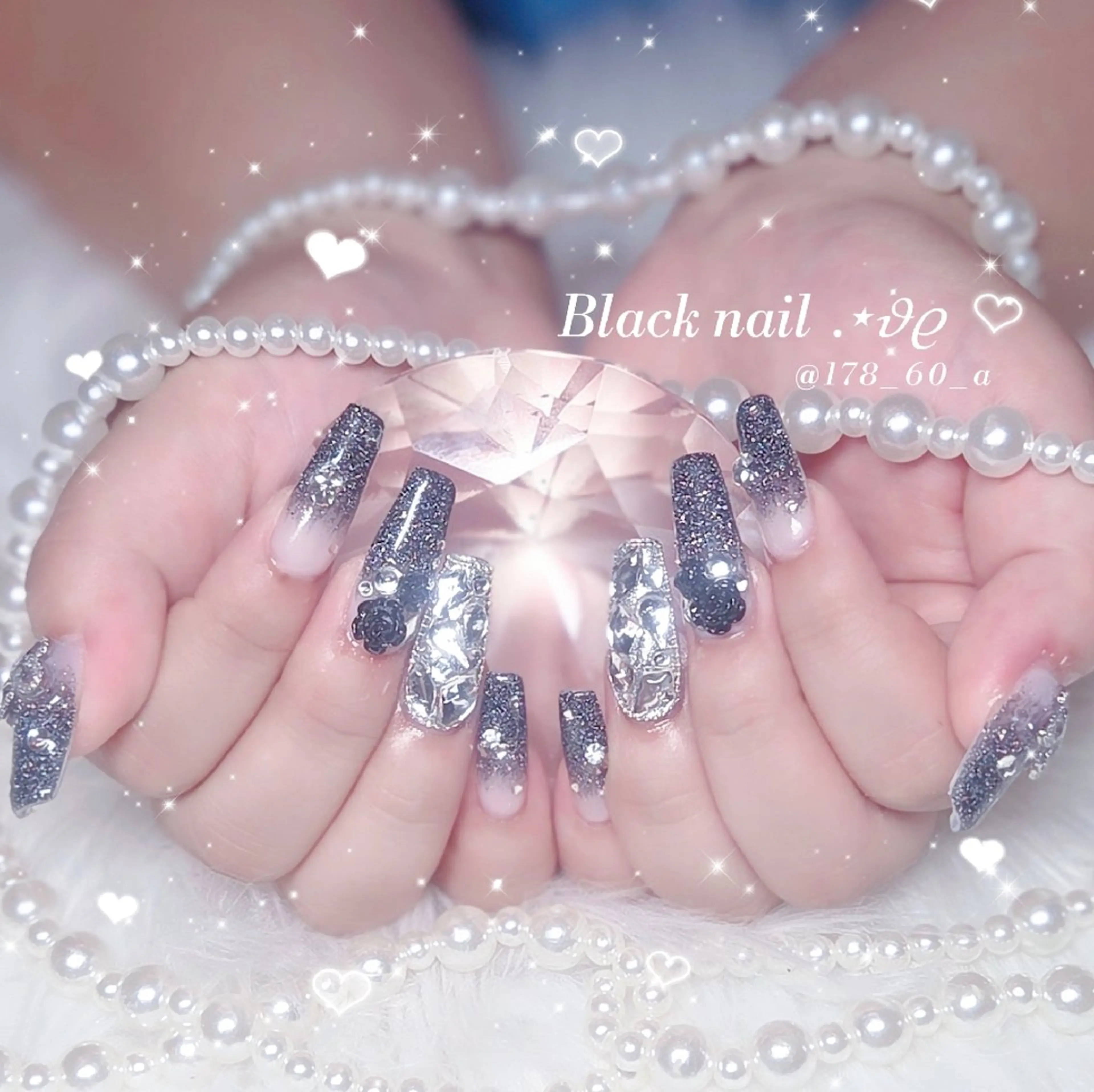 ネイル グラデーション ラメ(グリッター) ラメグラデーション スカルプネイル ハンドネイル HAPPINAS🎀  れん🖤痛ネイルのネイルデザイン