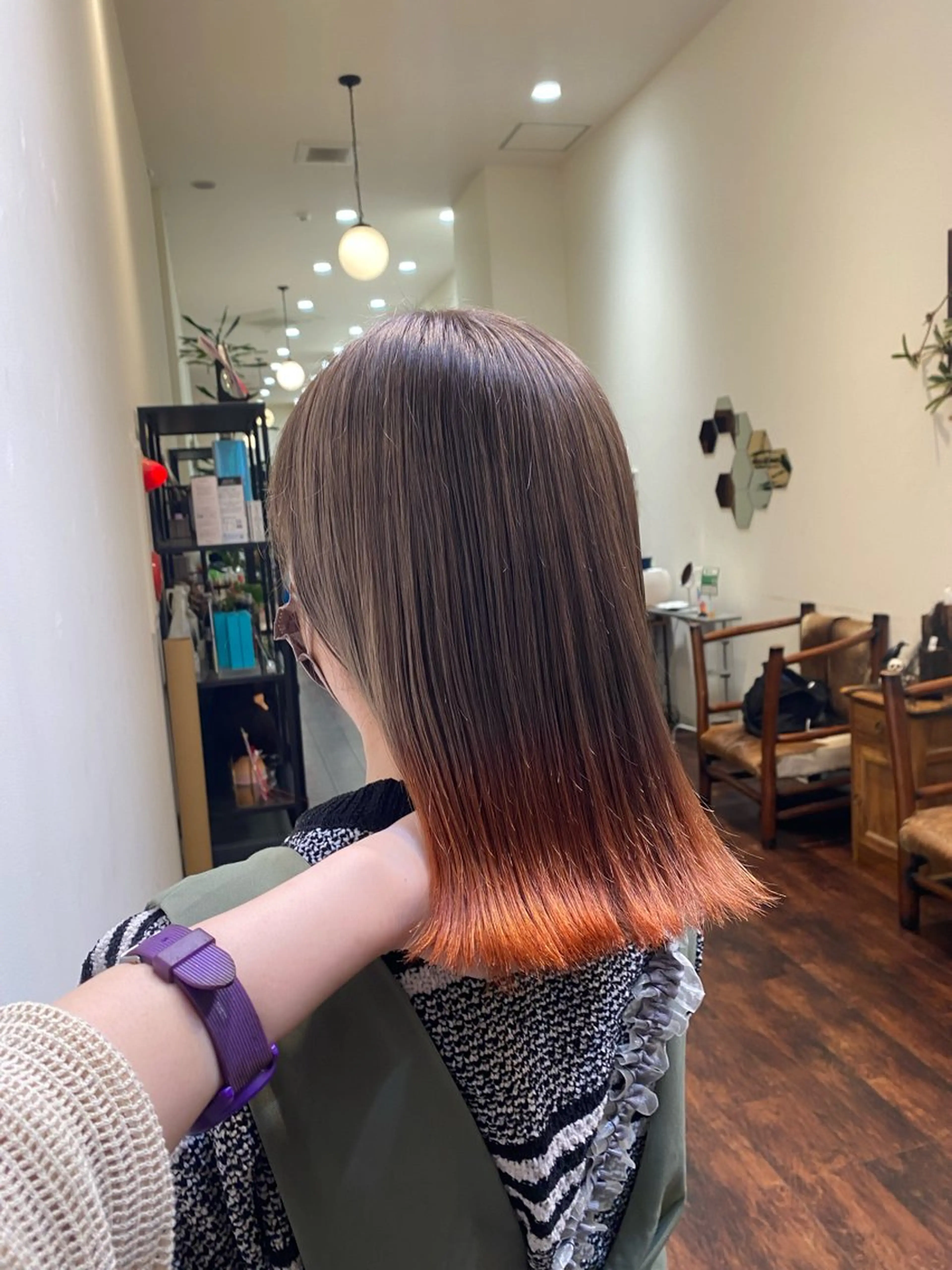 ミディアム カラー ベージュカラー ブリーチ ケアブリーチ オレンジ ヘアカラー トリートメント 美容室 sizukのヘアスタイル