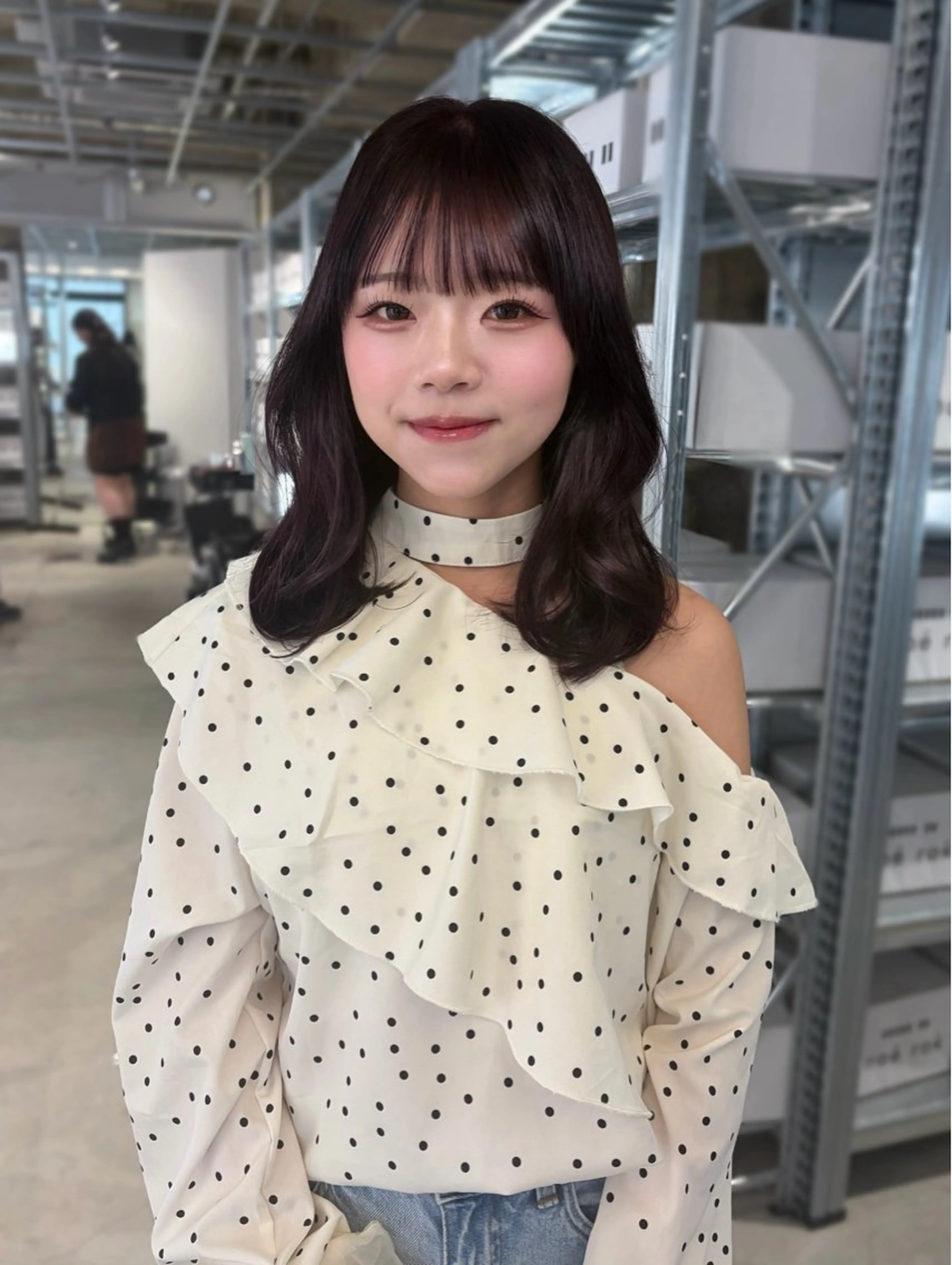 ミディアム カラー ブリーチ ダブルカラー カット ヘアカラー トリートメント ダブルカラー/レイヤ ーカット 🤍ゆきなのヘアスタイル