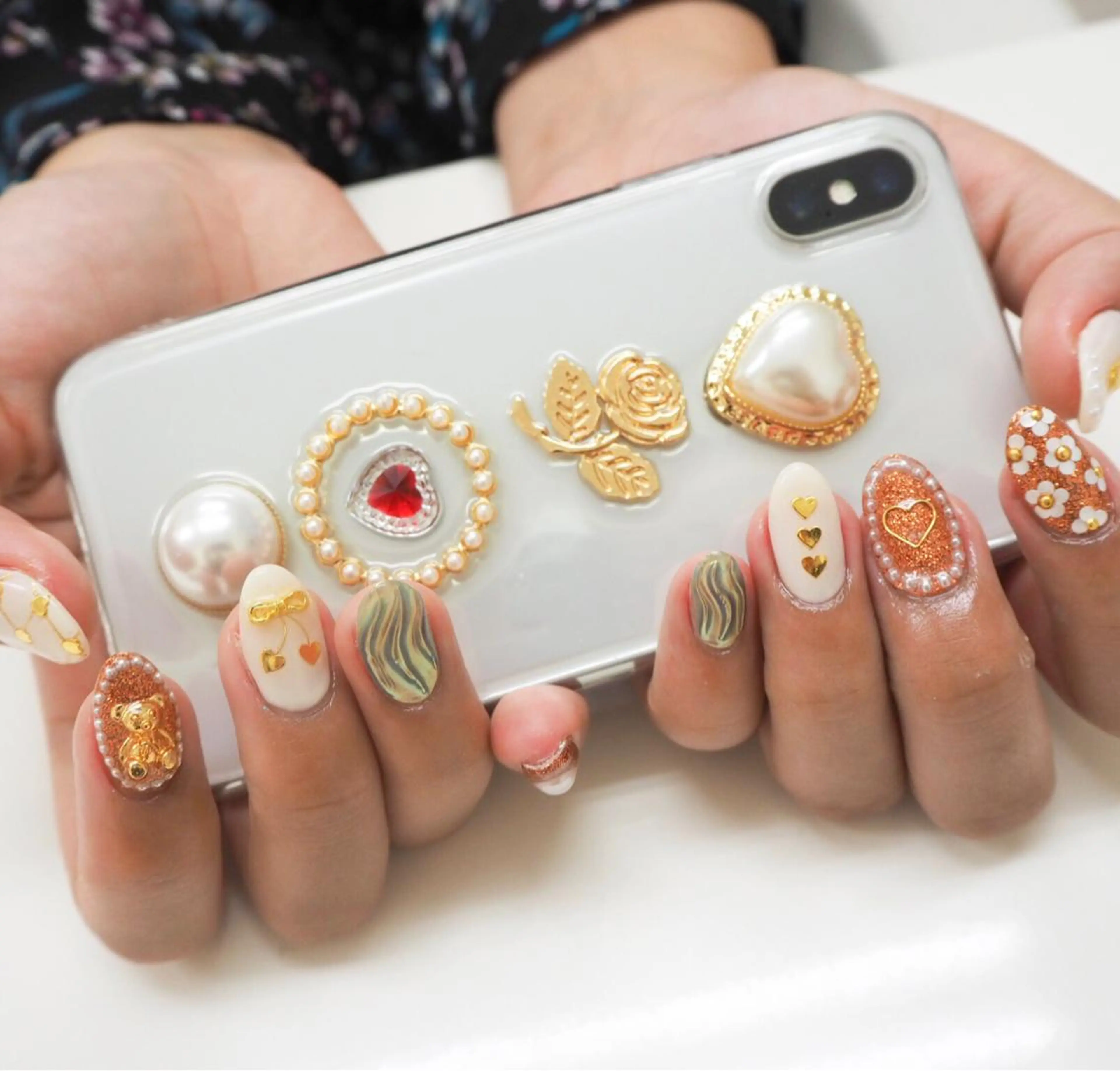 ネイル ハンドネイル Hisaka Mikiのネイルデザイン