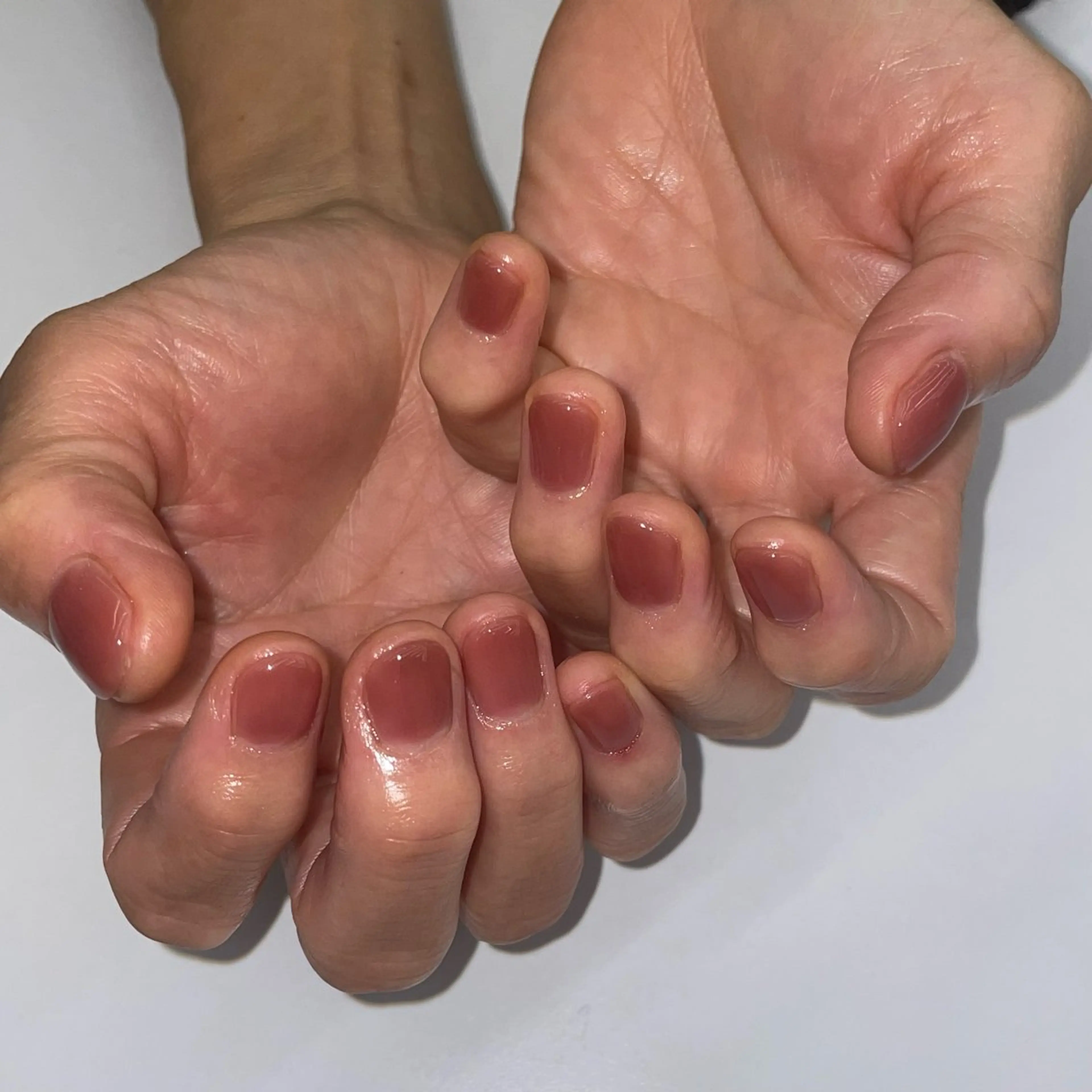 ネイル ななみ.⋆𝜗𝜚 暖色艶カラー/まつパのヘアスタイル