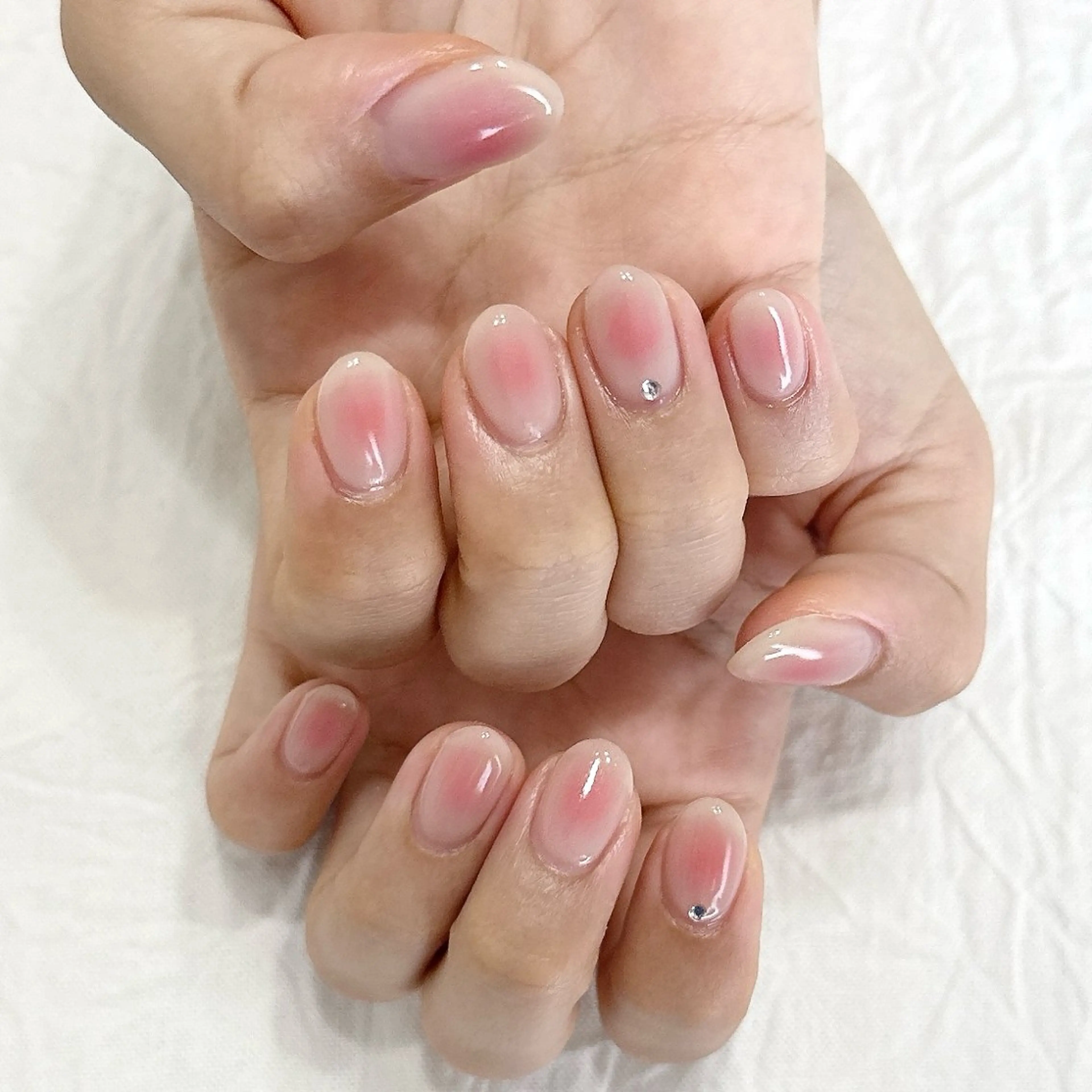 ネイル チークネイル ピンク ストーンネイル ハンドネイル peaberry nailのネイルデザイン