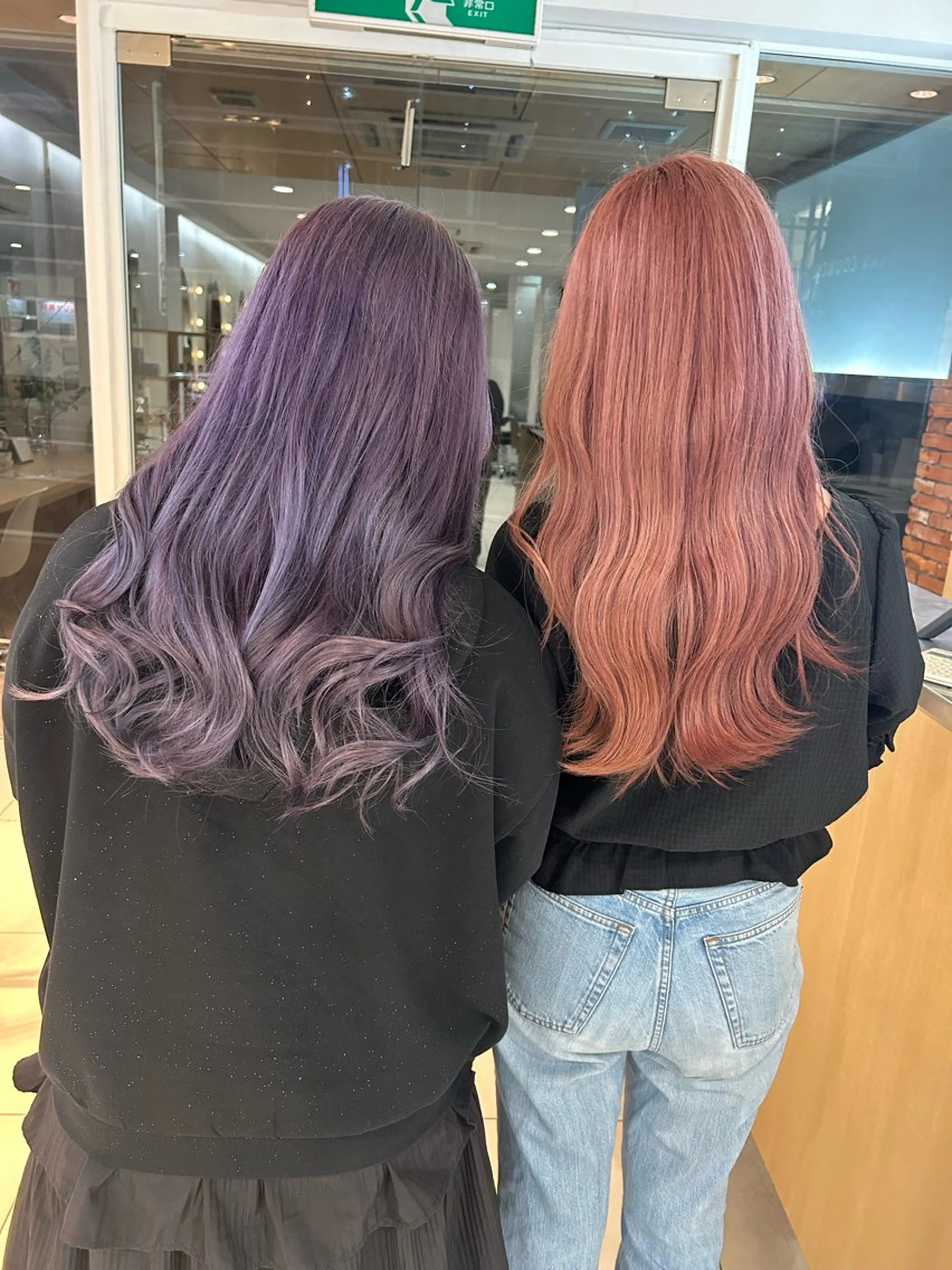ロング カラー 🍀透明感抜群🍀/ ハイトーンカラーのヘアスタイル