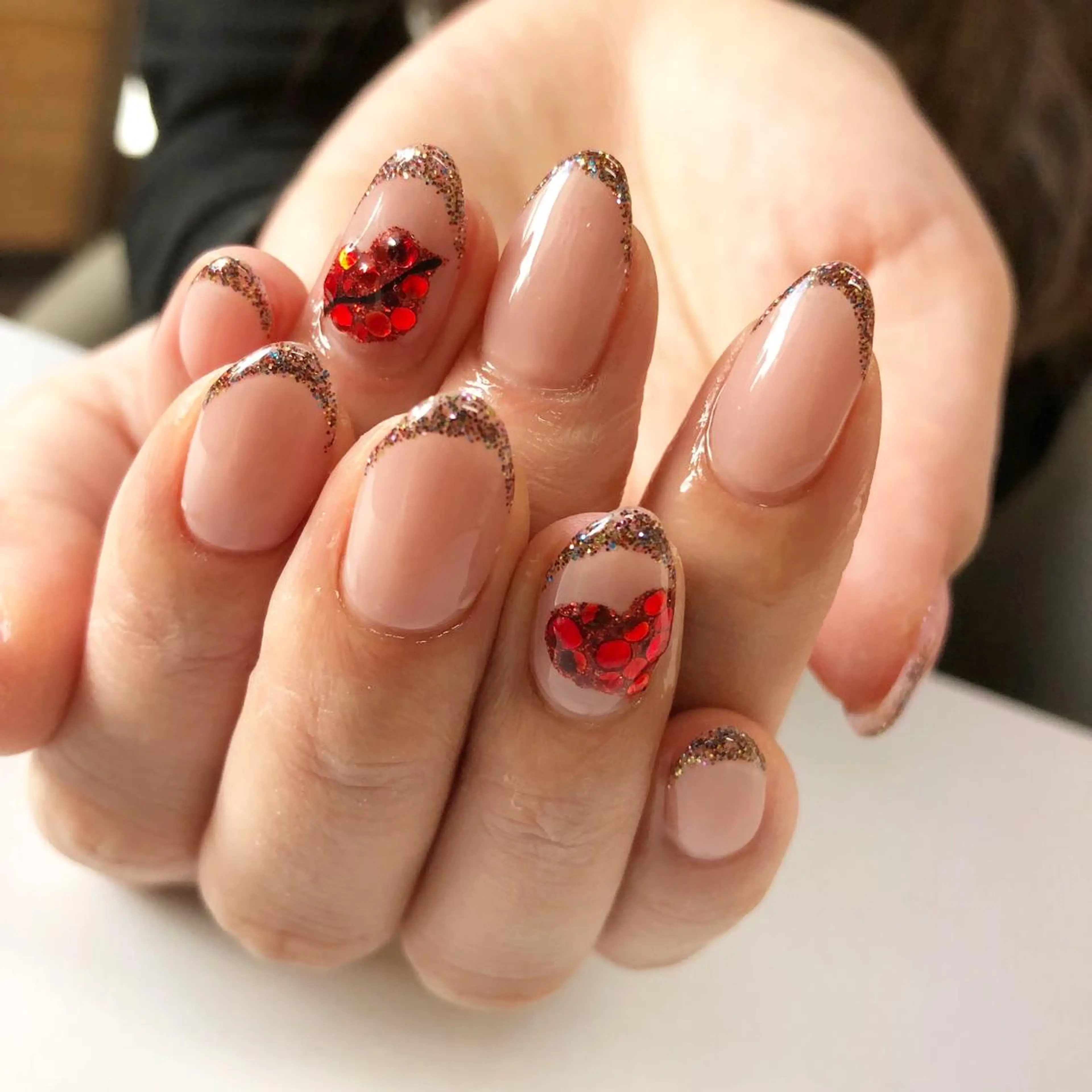 ネイル マツエク・マツパ ハート esNail&eye イーズネイル＆アイのネイルデザイン