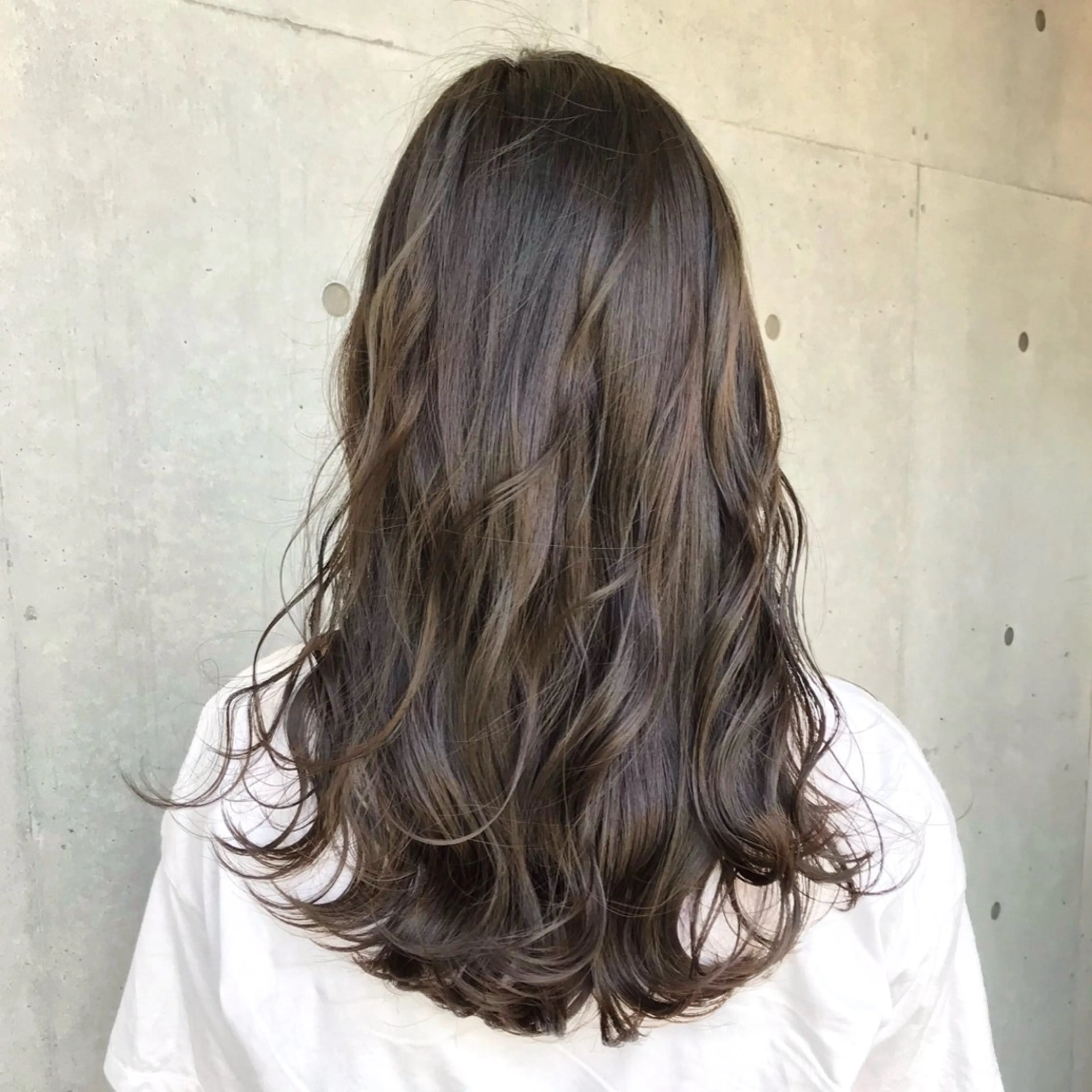 ロング カラー ヘアカラー 山内 直英のヘアスタイル