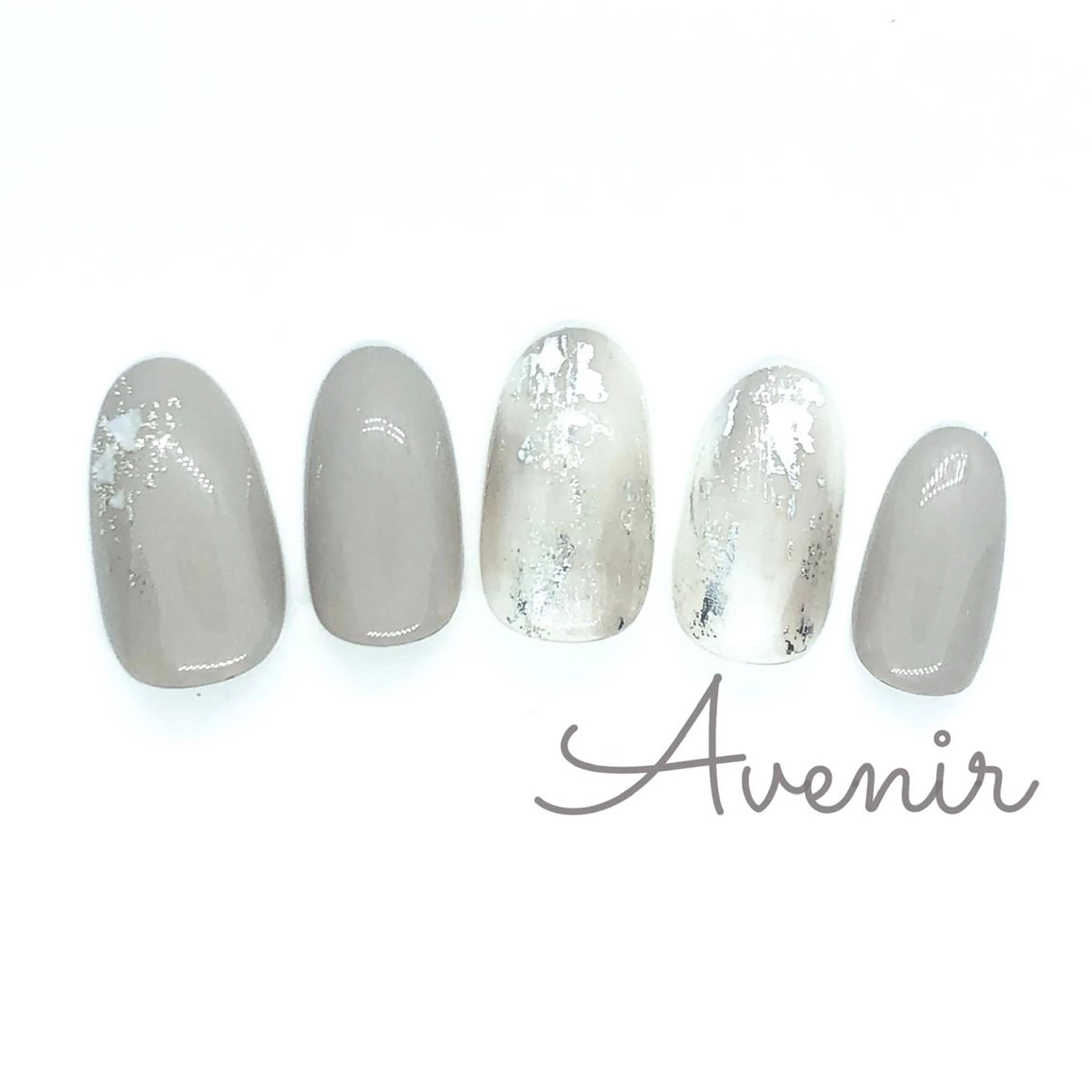 ネイル Avenir 表参道 nail＆eye予約のネイルデザイン